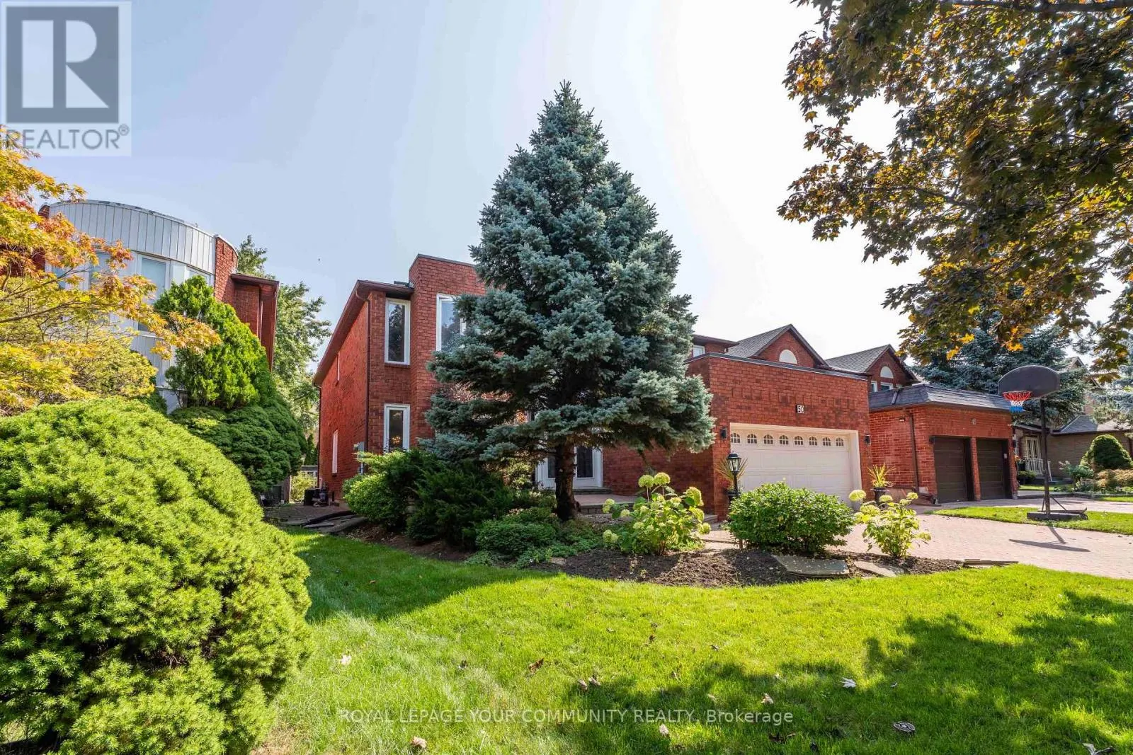 50 WALTHAM CRESCENT