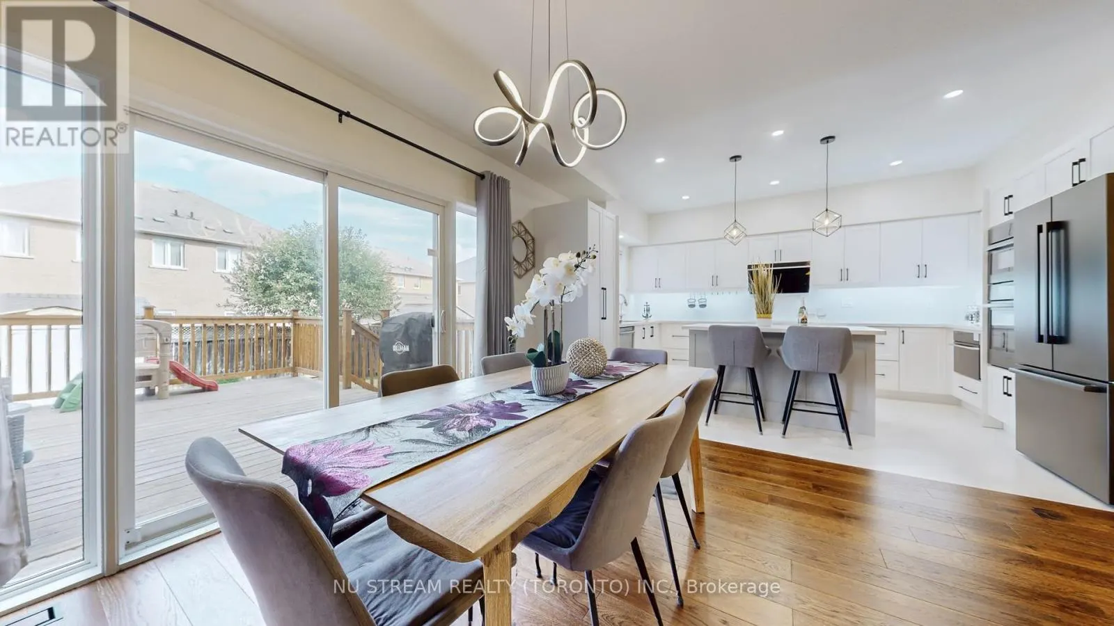 29 TODMAN LANE
