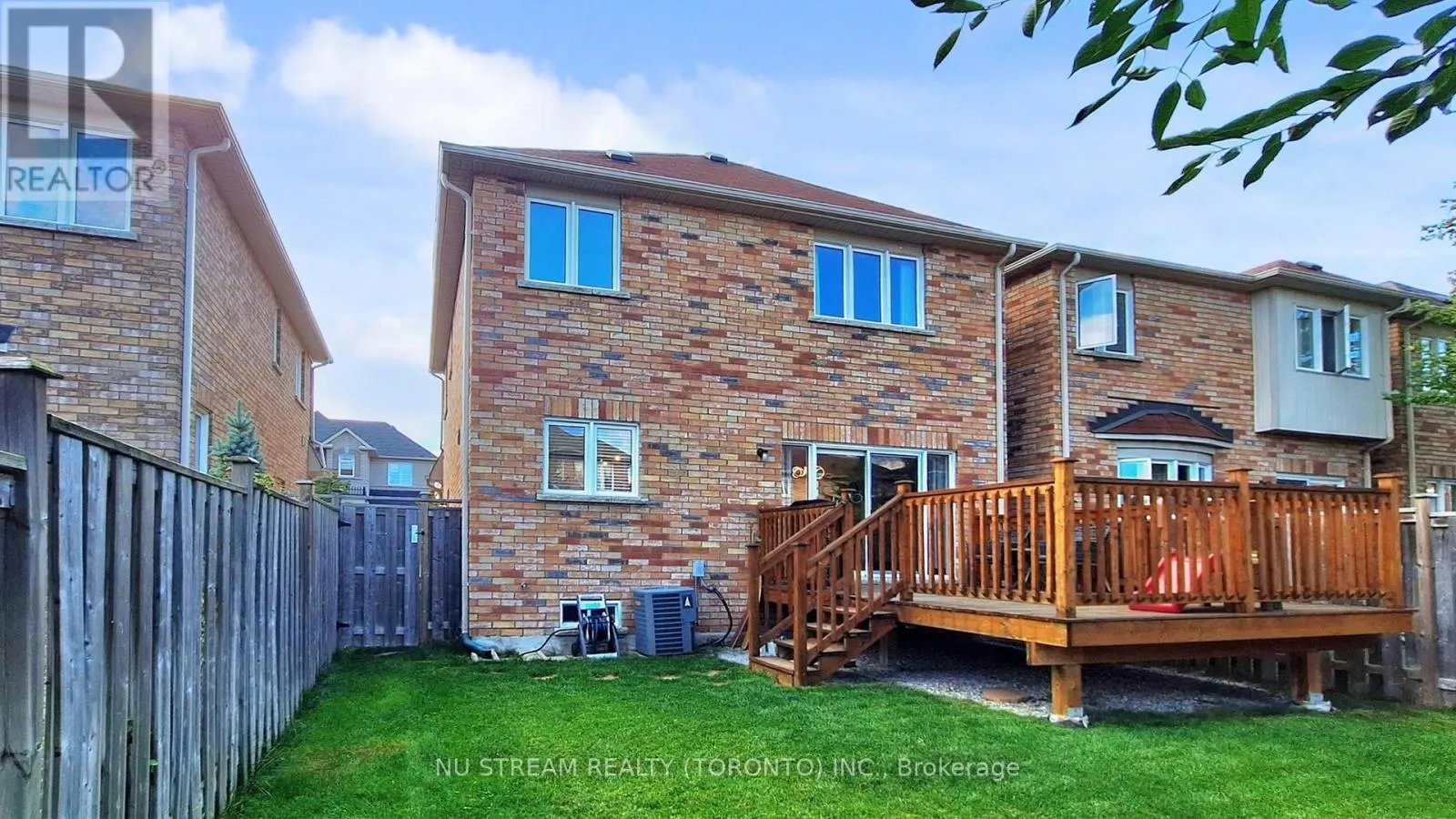 29 TODMAN LANE