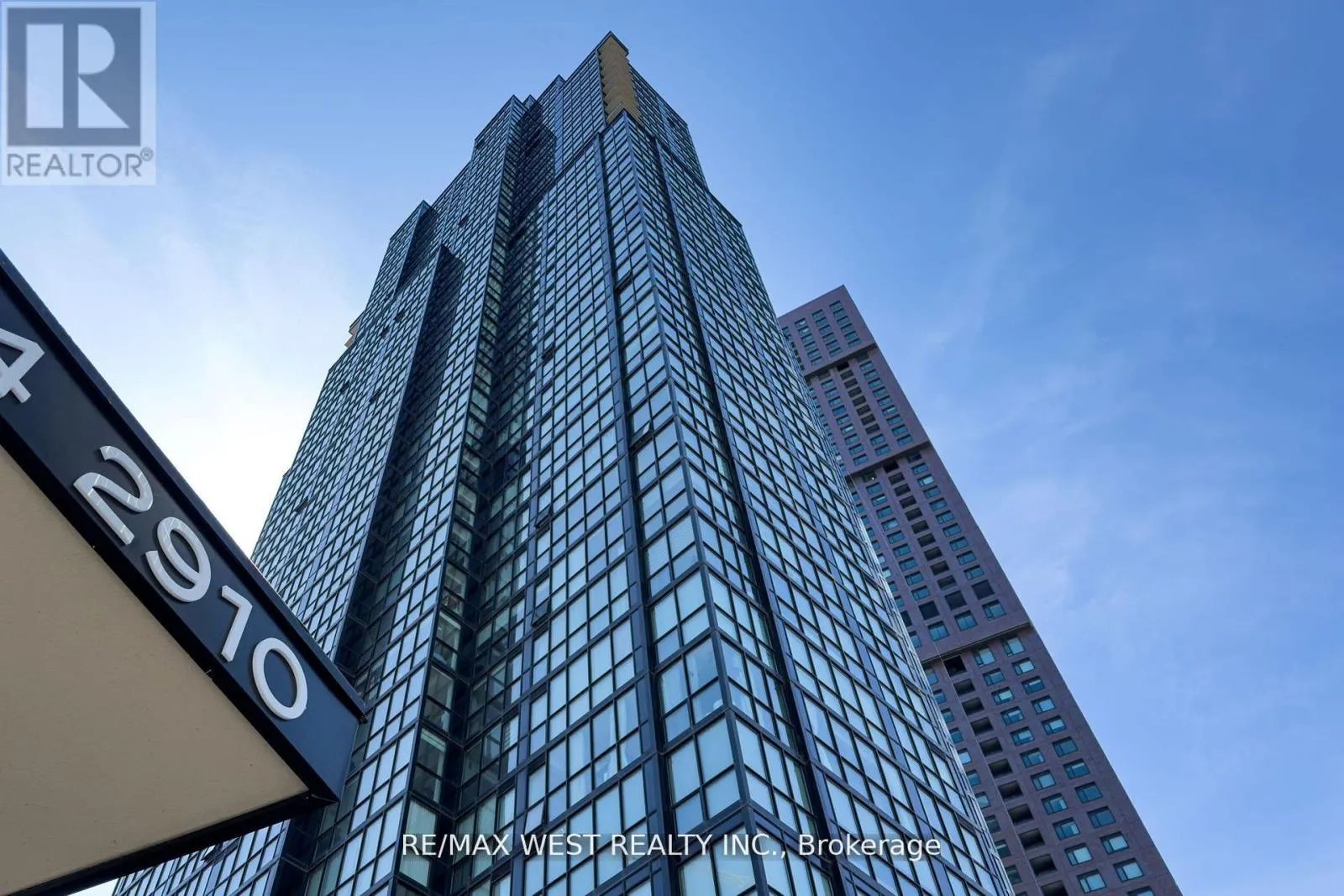 2605 - 2910 HIGHWAY 7 W