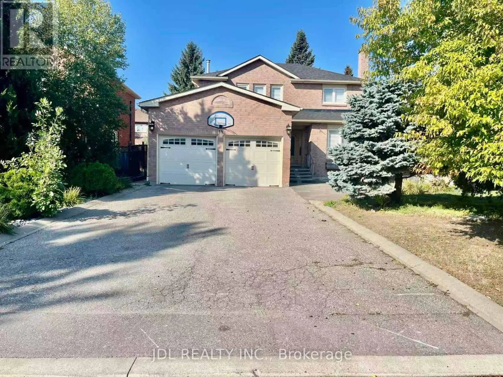 18 FINDHORN CRESCENT