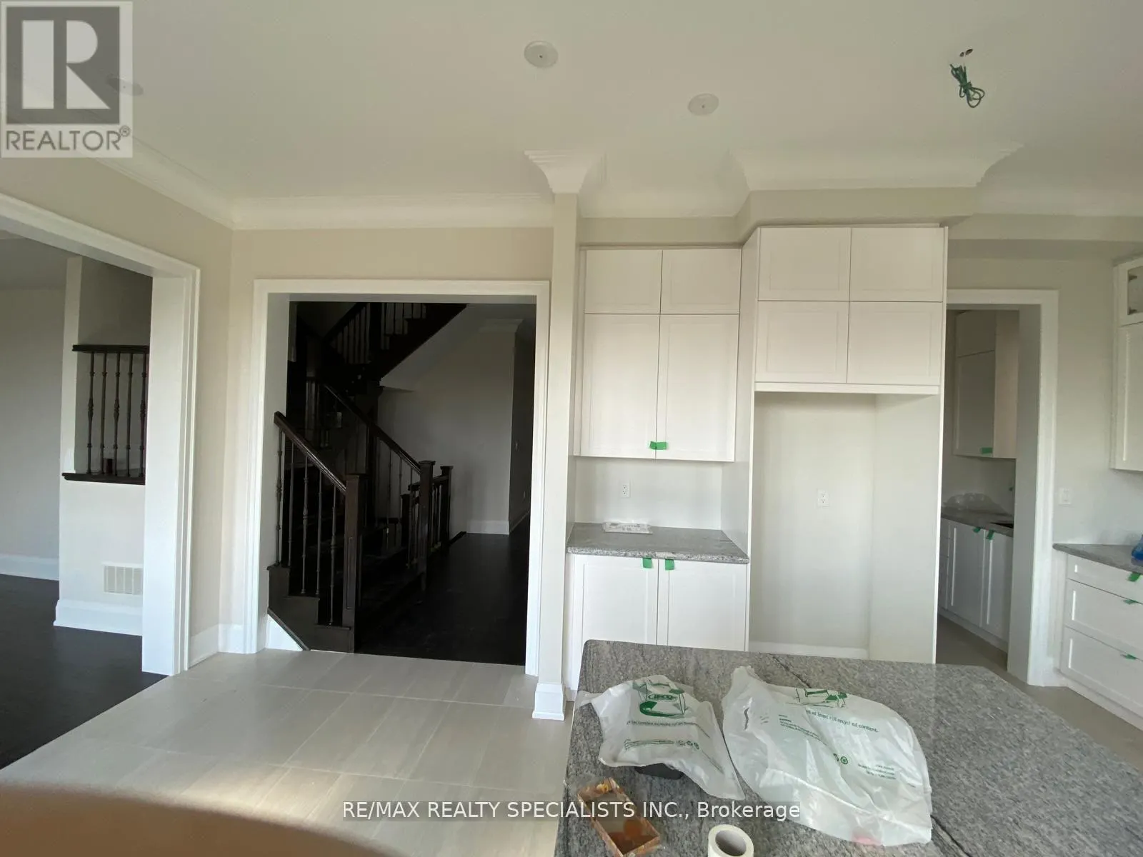 35 GERDEN DRIVE