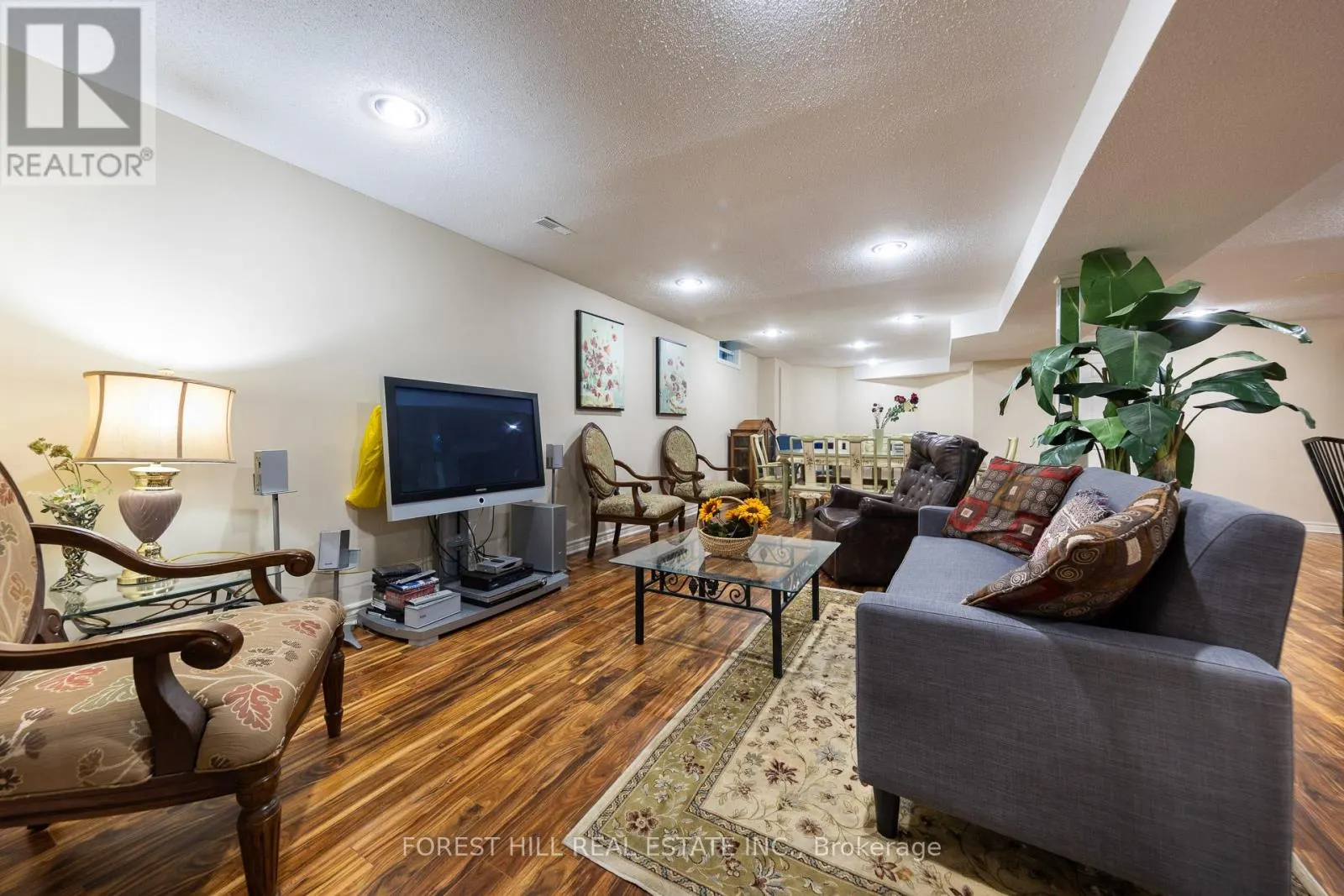 BSMT - 32 HAMILLS CRESCENT