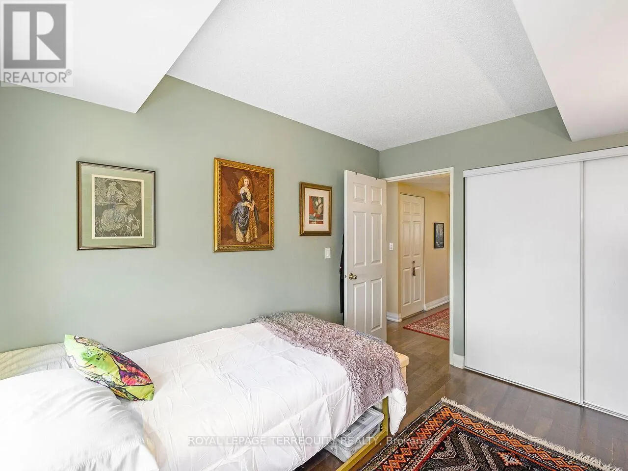 503 - 35 HUNT AVENUE