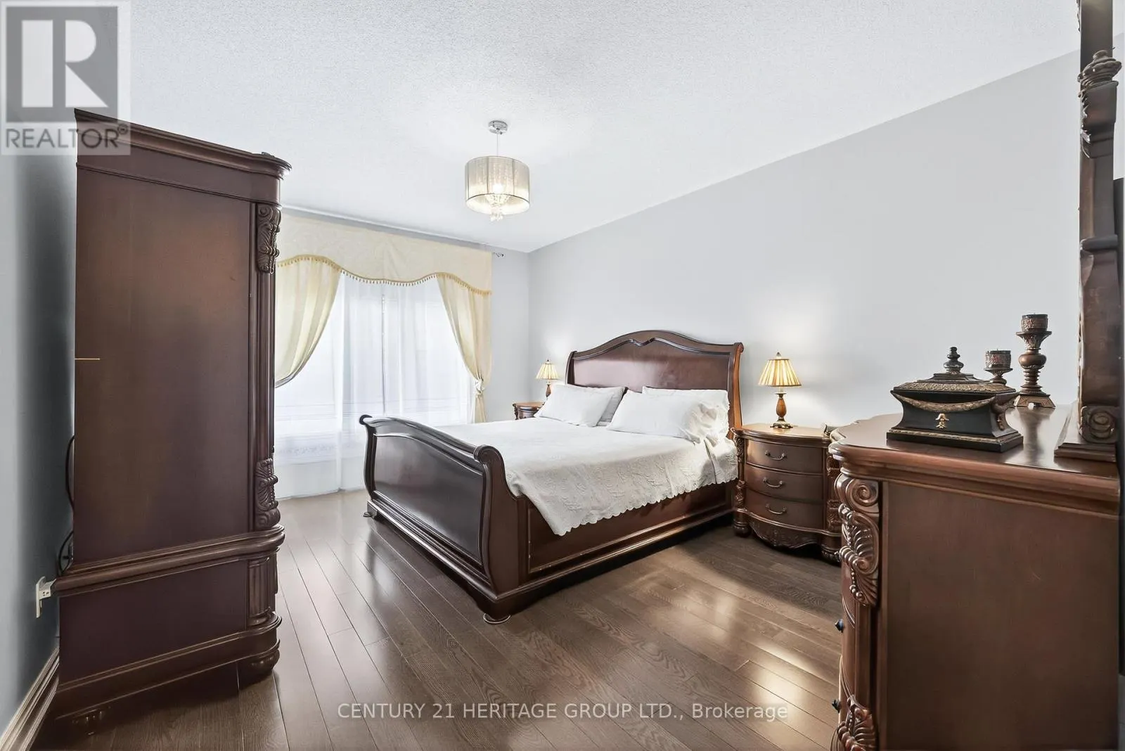 90 GIBSON CIRCLE