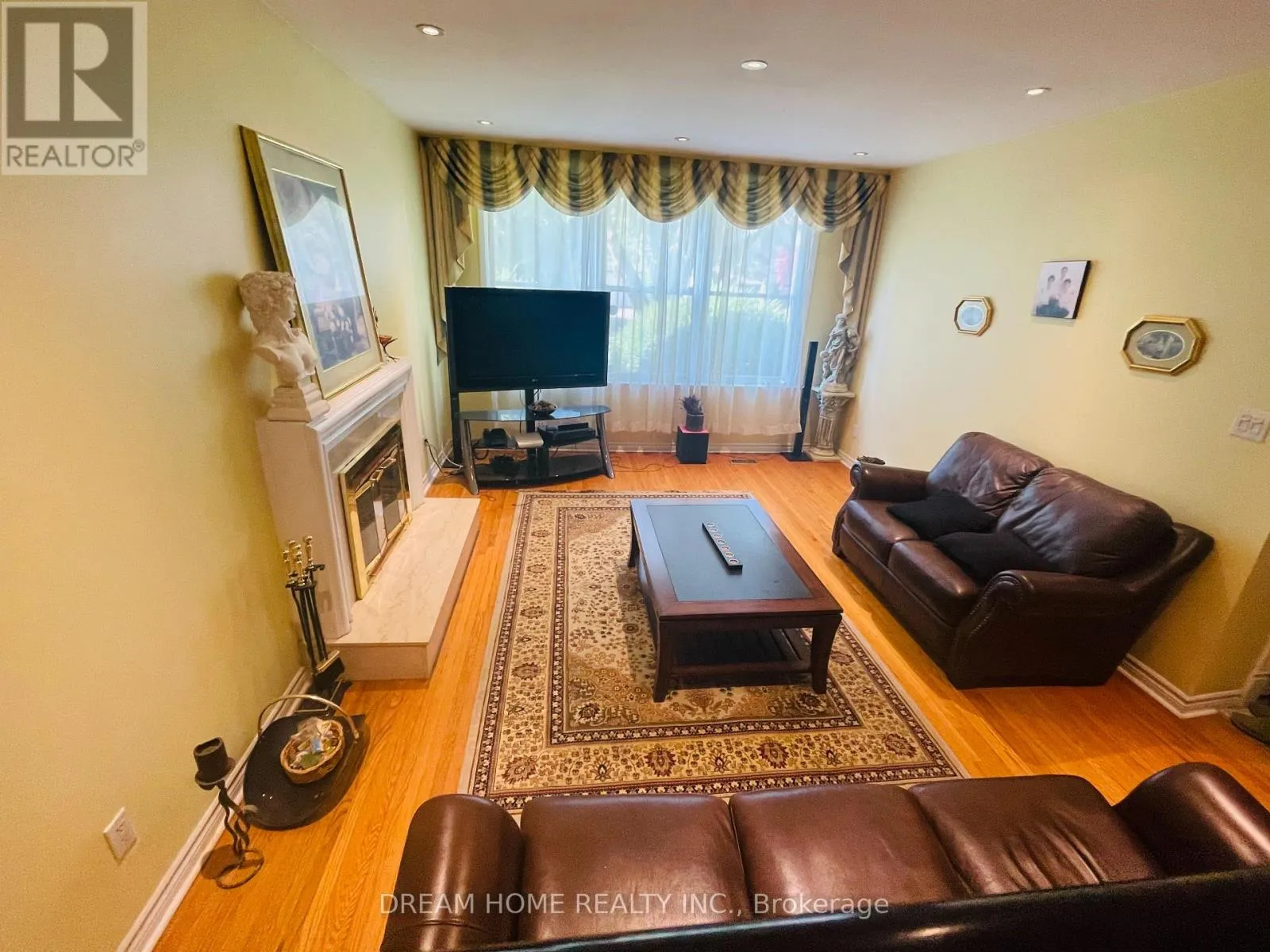 93 BABCOMBE DRIVE