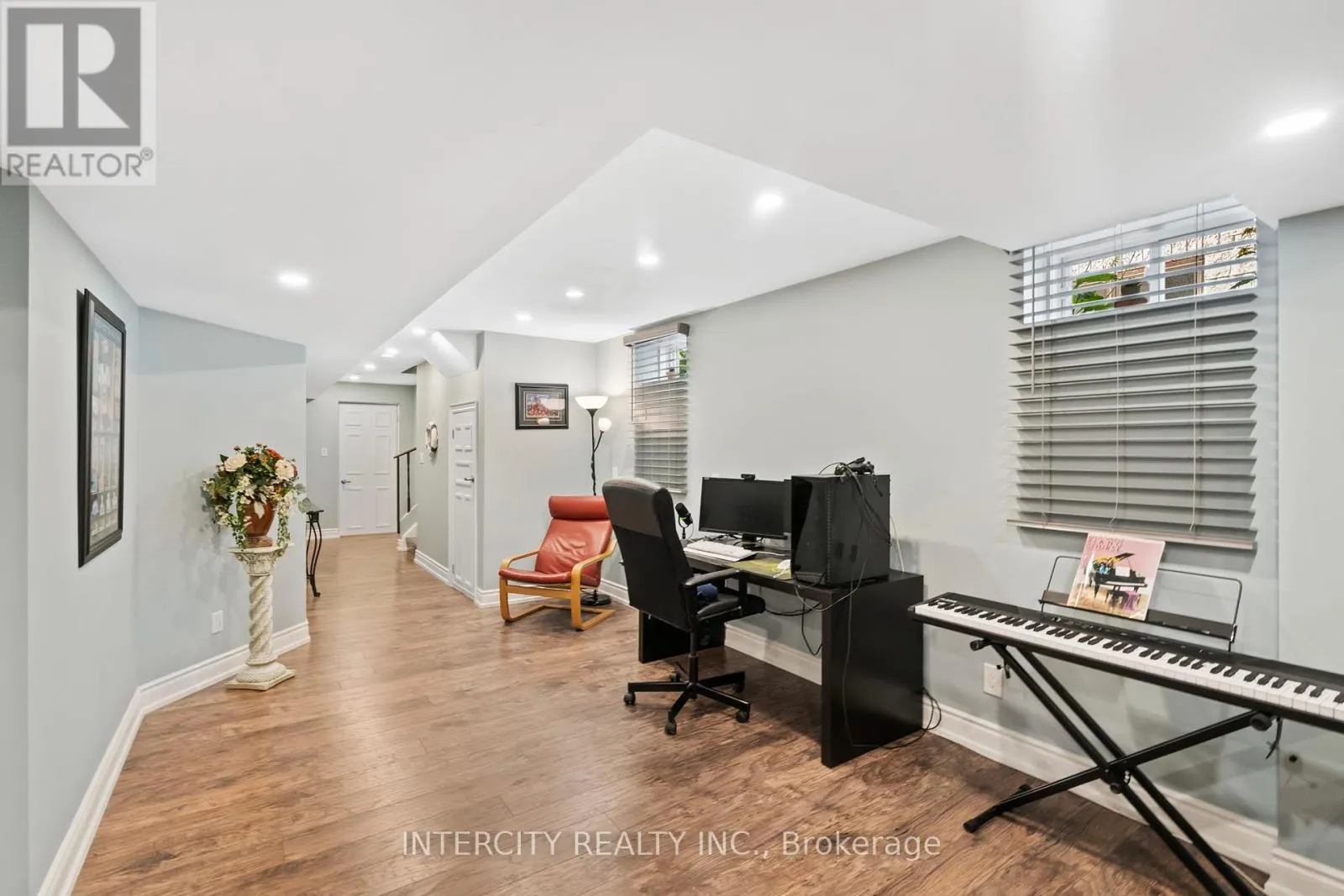 5 WILKE TRAIL