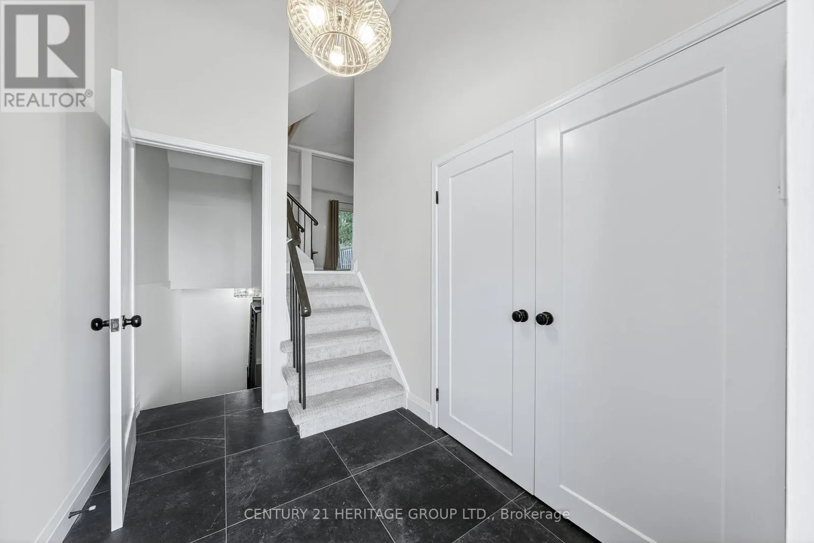 654 GIBNEY CRESCENT