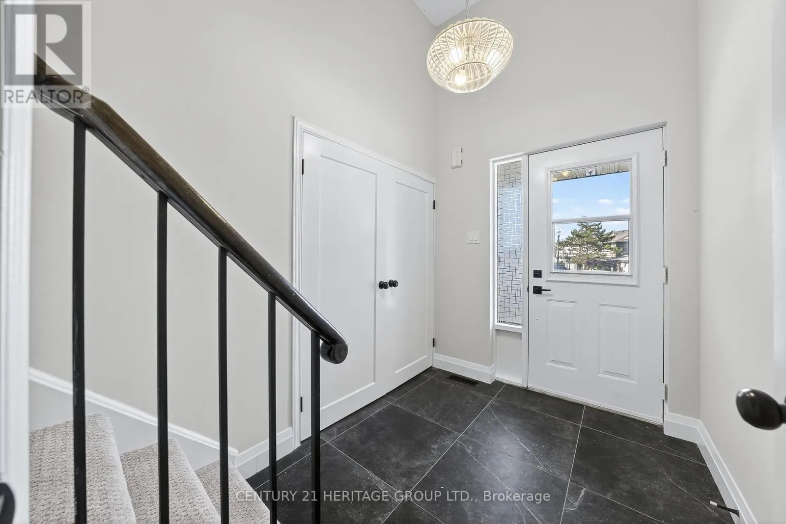 654 GIBNEY CRESCENT