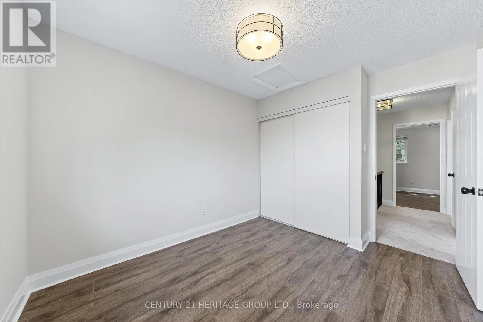 654 GIBNEY CRESCENT