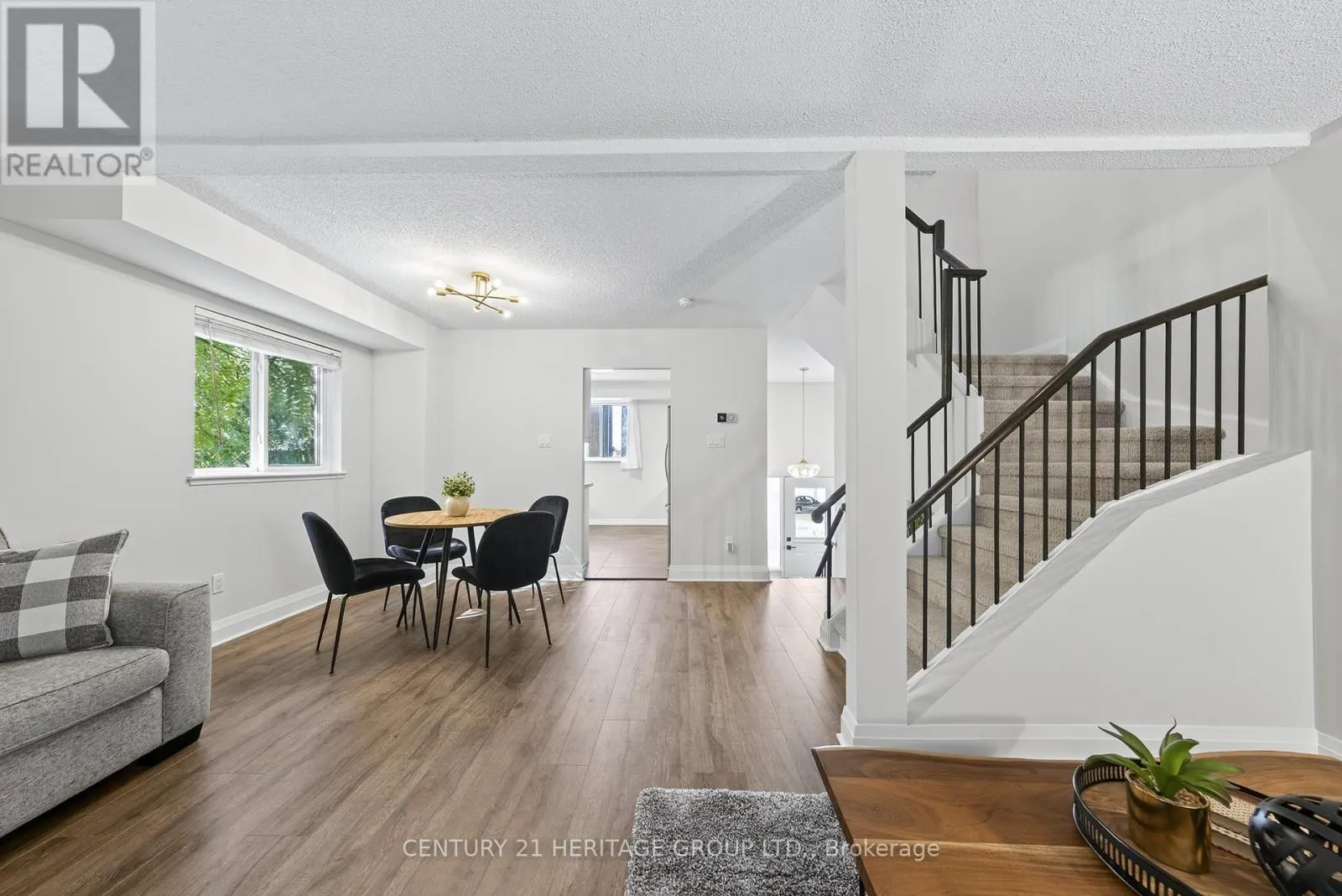 654 GIBNEY CRESCENT