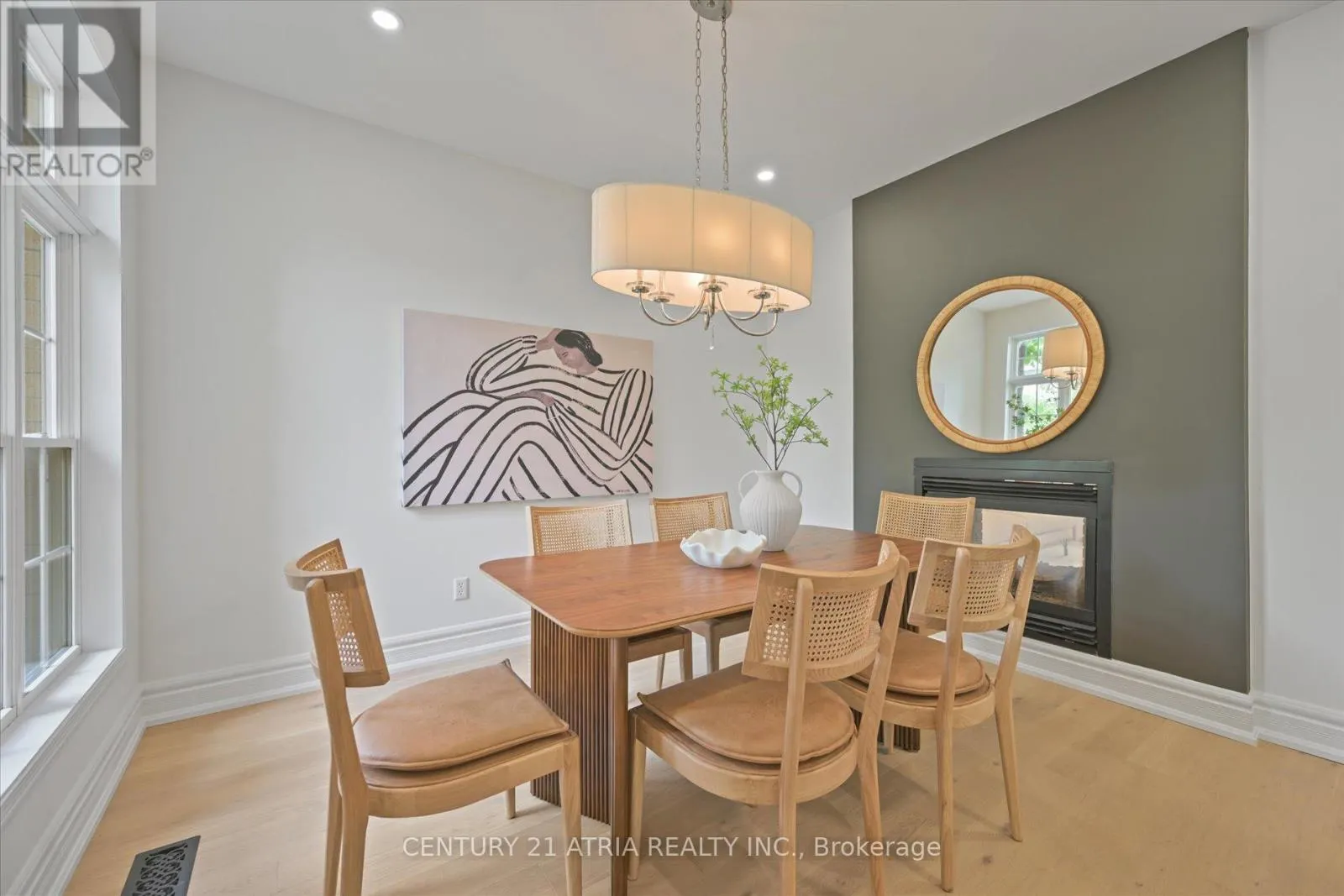 5 ANGUS GLEN BOULEVARD