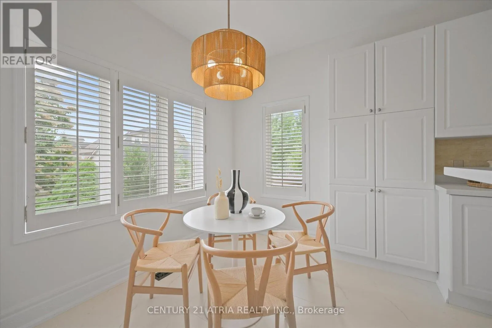 5 ANGUS GLEN BOULEVARD