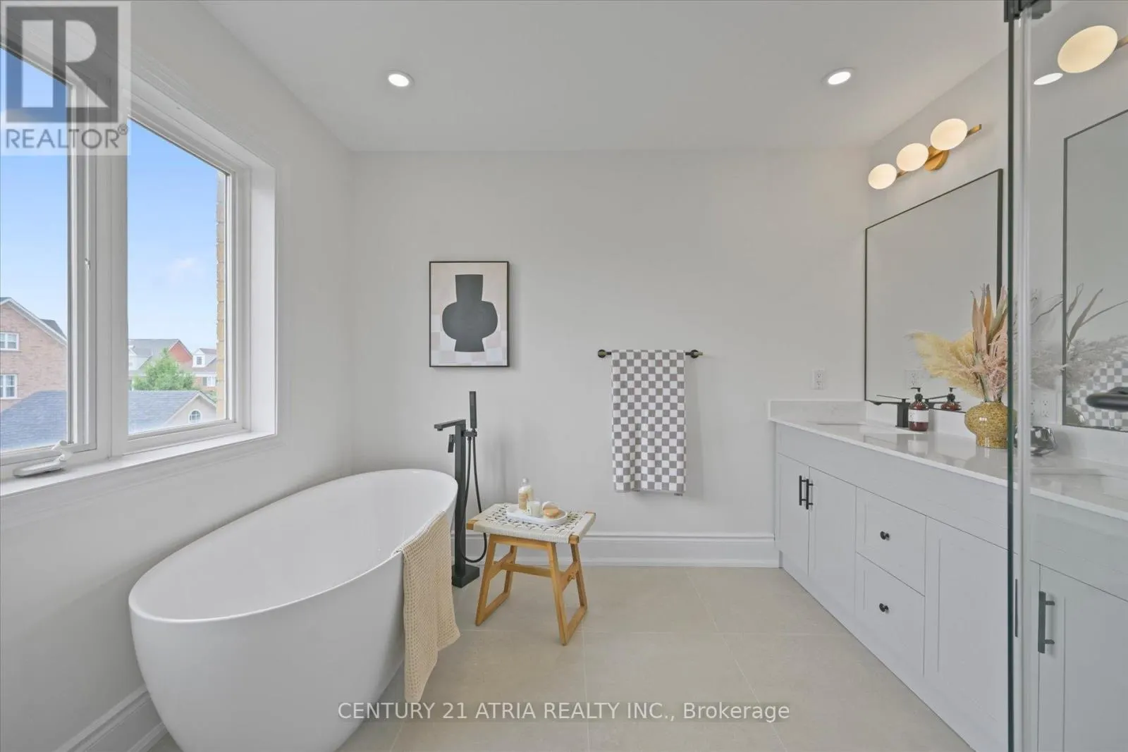 5 ANGUS GLEN BOULEVARD