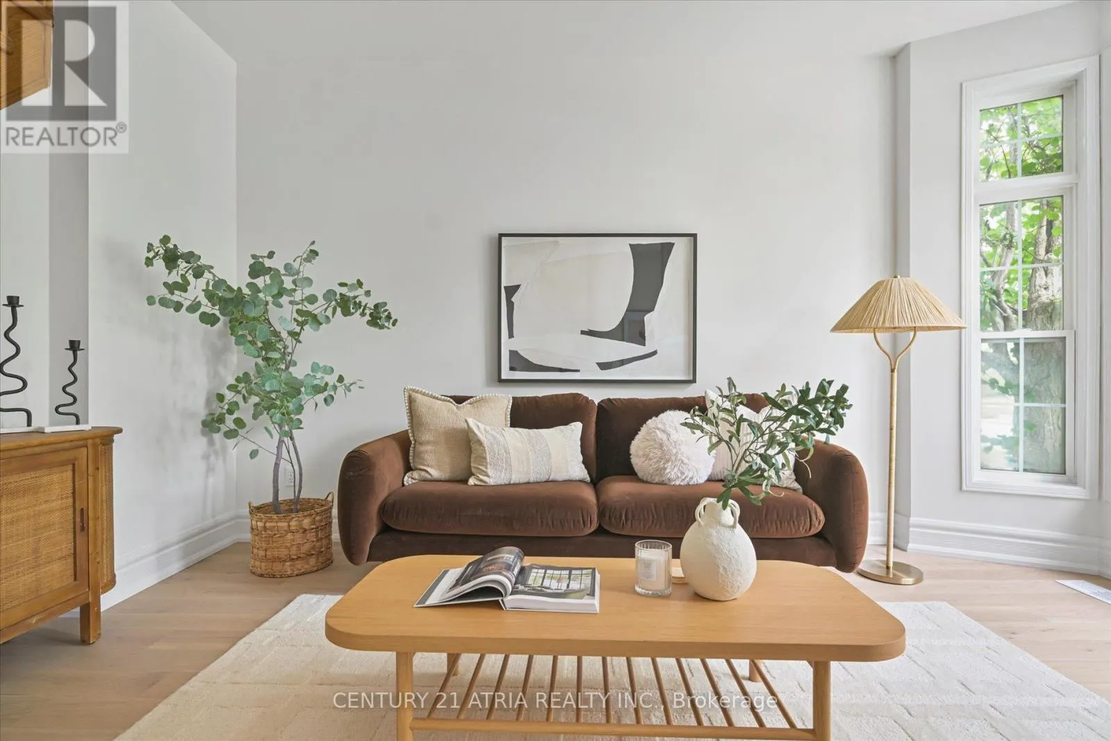 5 ANGUS GLEN BOULEVARD