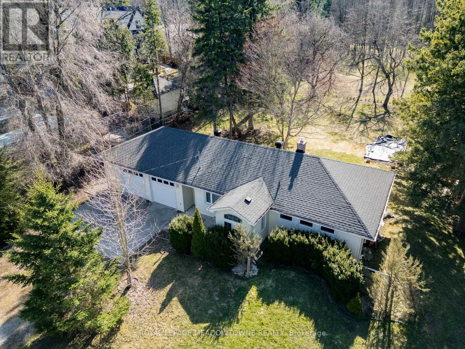 208 MARTIN STREET