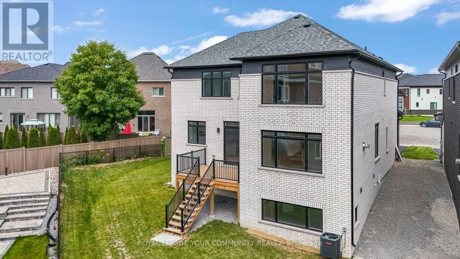 2 BUNN COURT