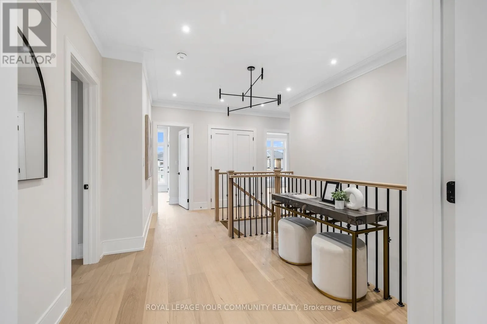 2 BUNN COURT