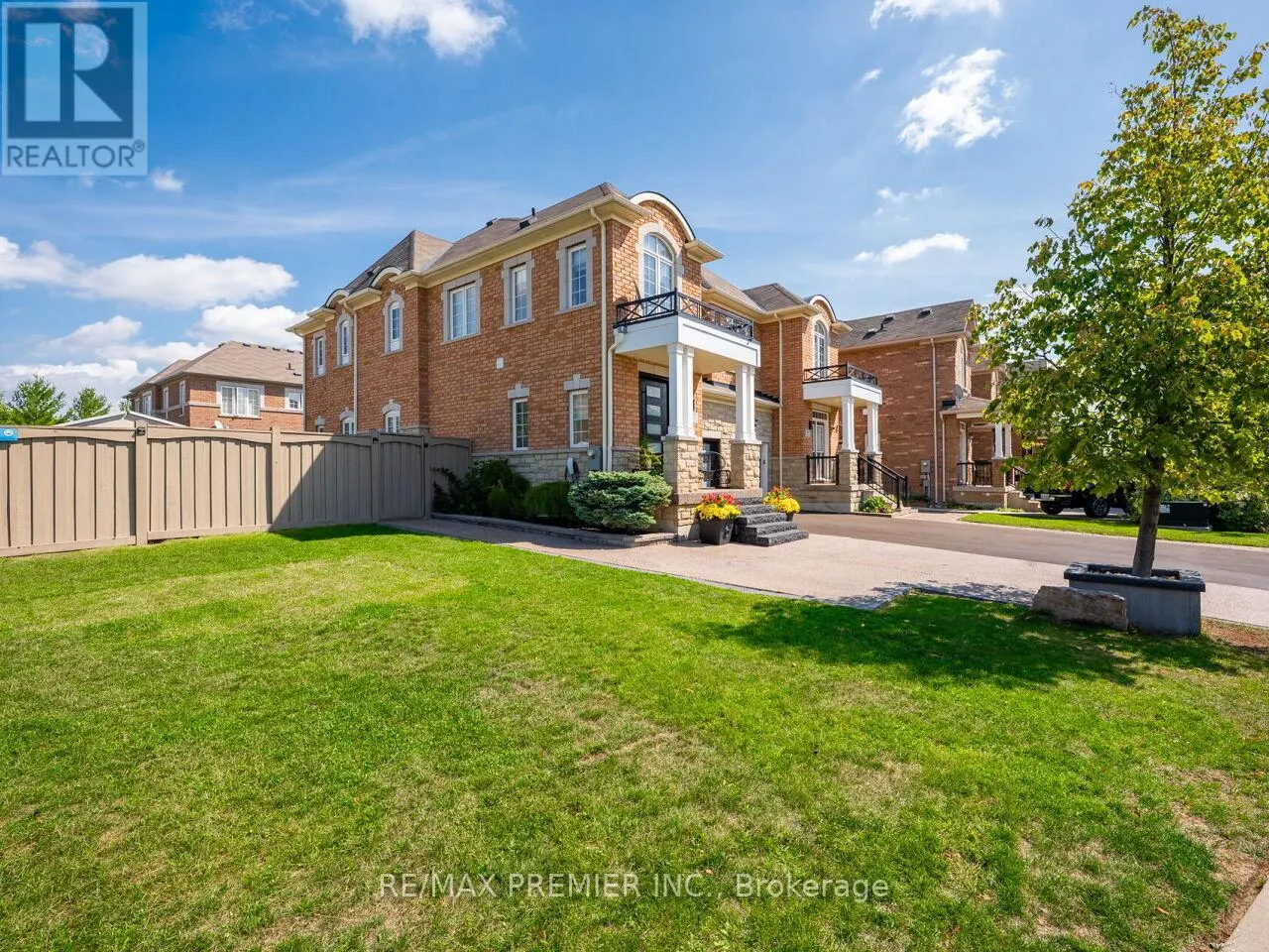 67 GENTILE CIRCLE