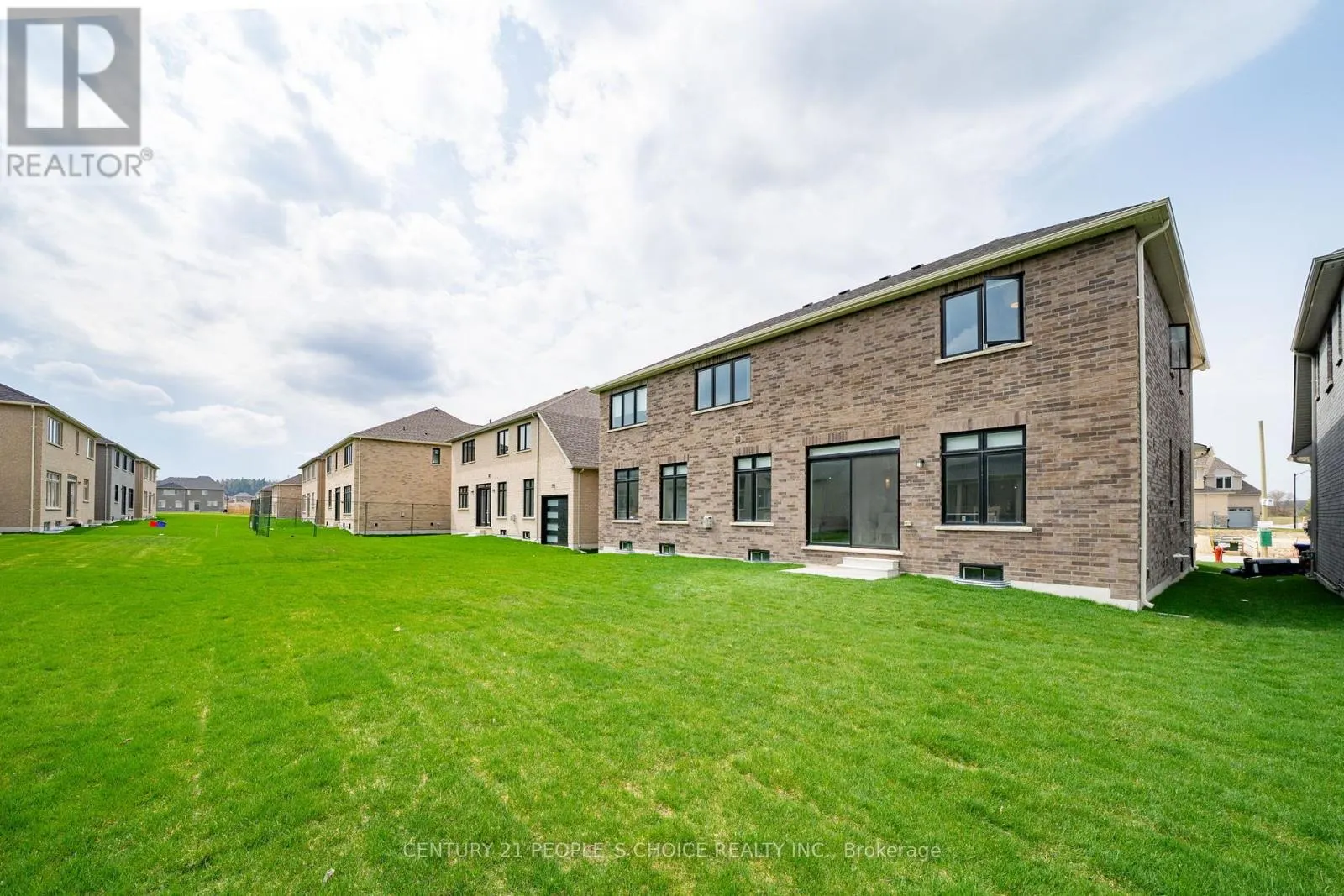 21 WINTERGREEN LANE
