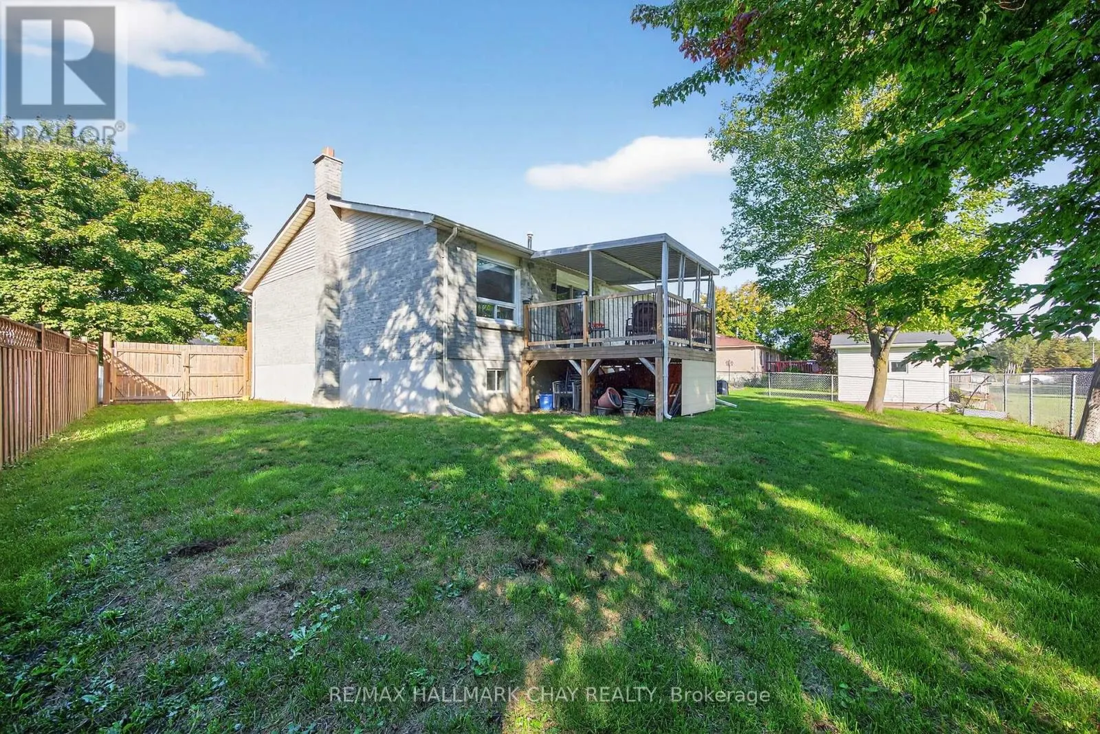 37 MCCARTHY CRESCENT