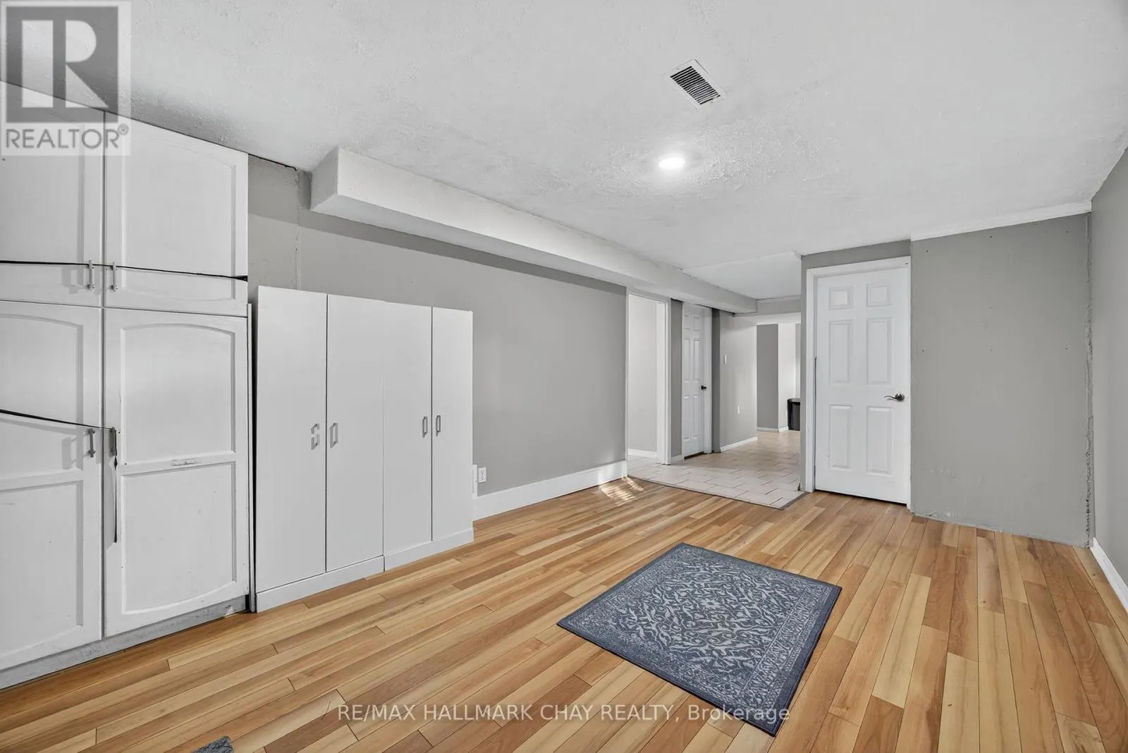 37 MCCARTHY CRESCENT