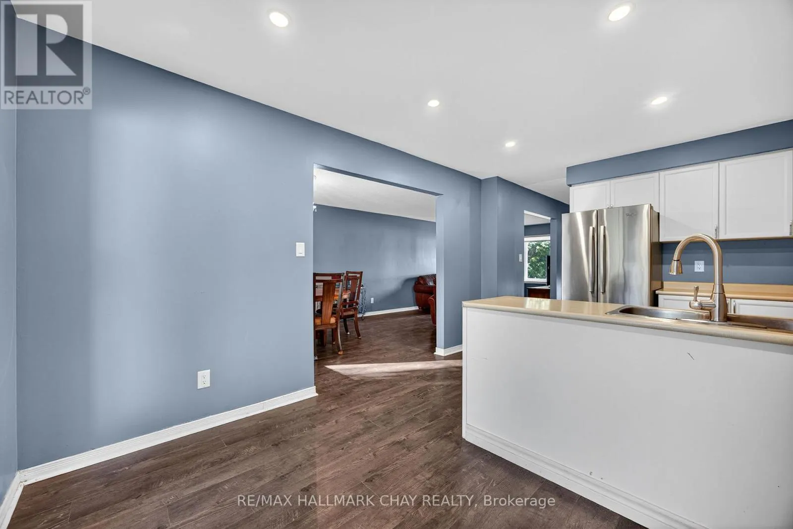 37 MCCARTHY CRESCENT