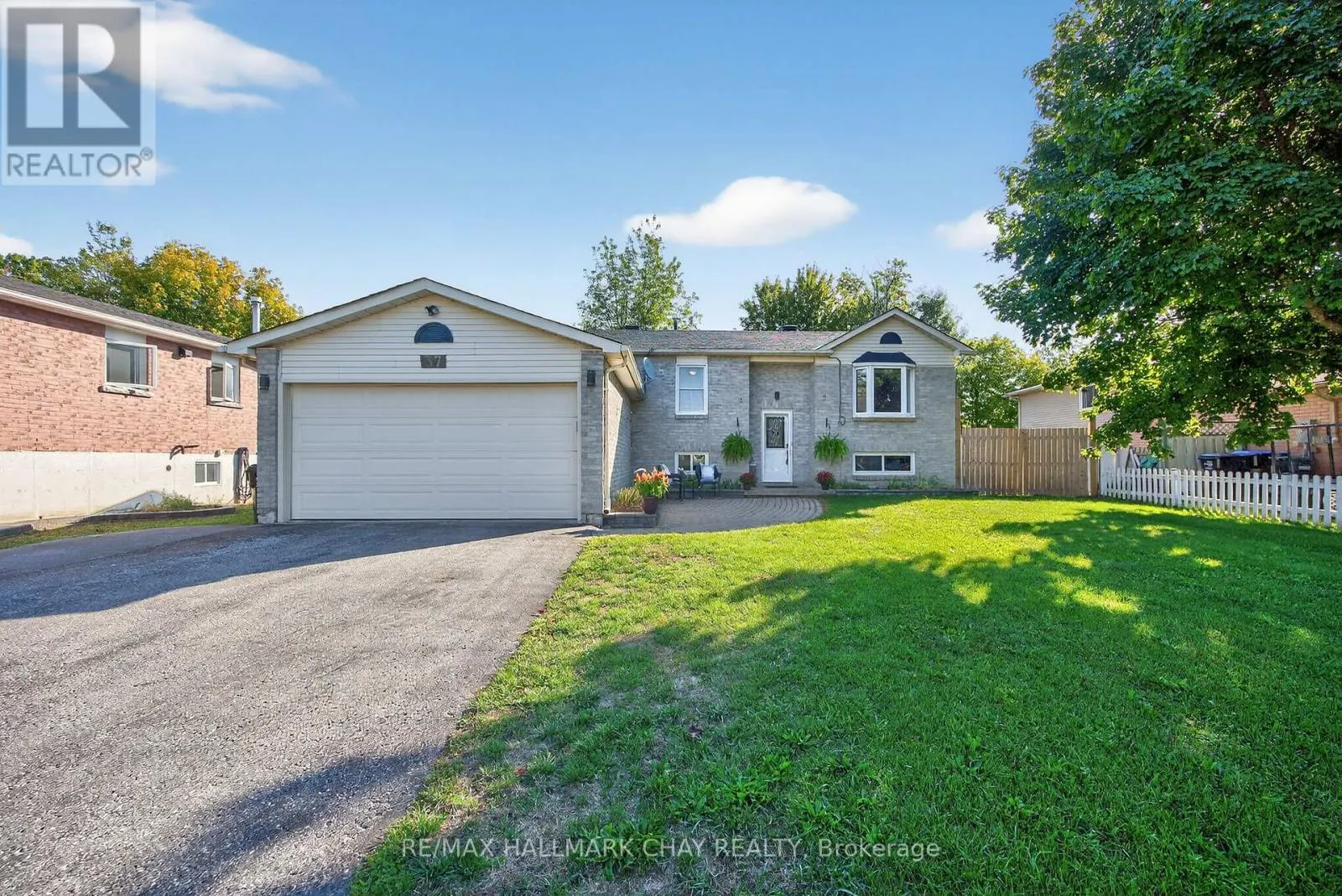 37 MCCARTHY CRESCENT
