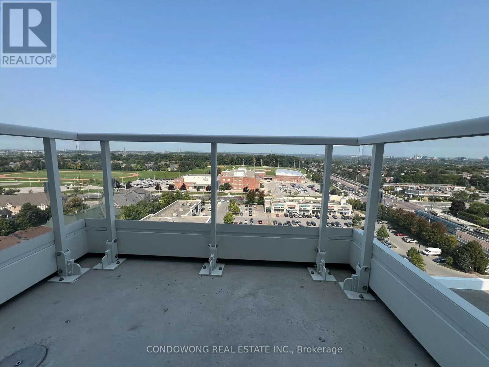 1202 - 8 BEVERLEY GLEN BOULEVARD