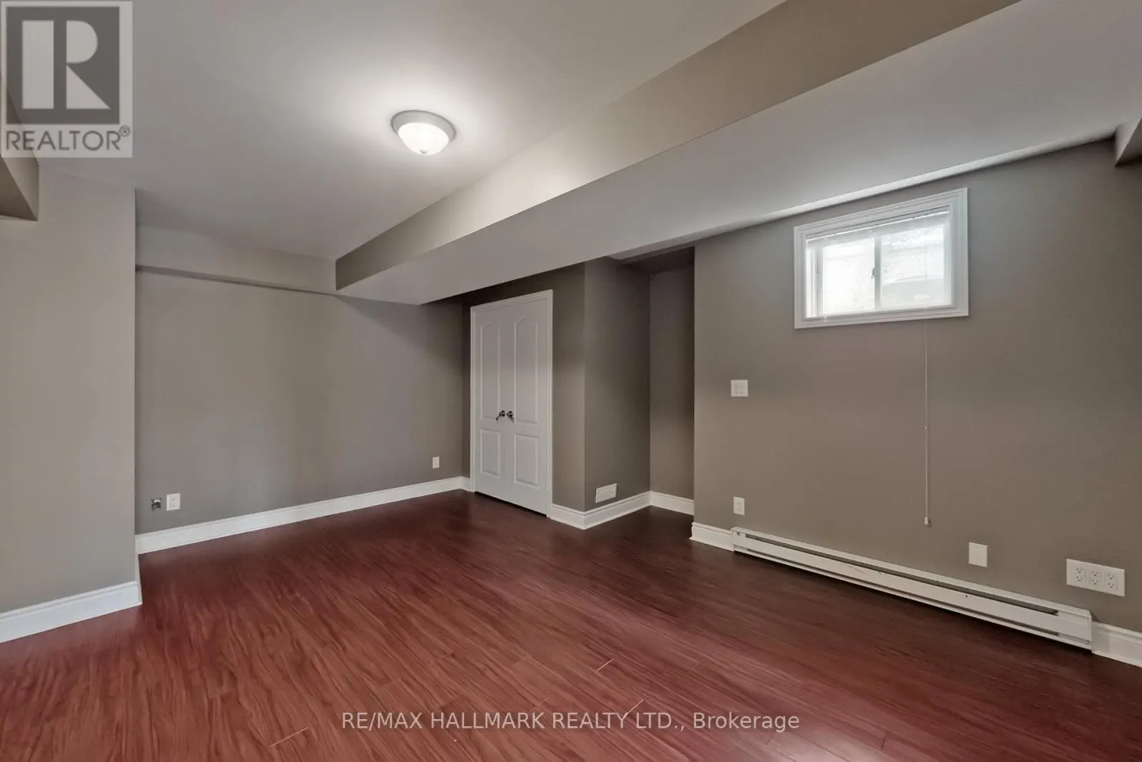 383 PARADELLE DRIVE