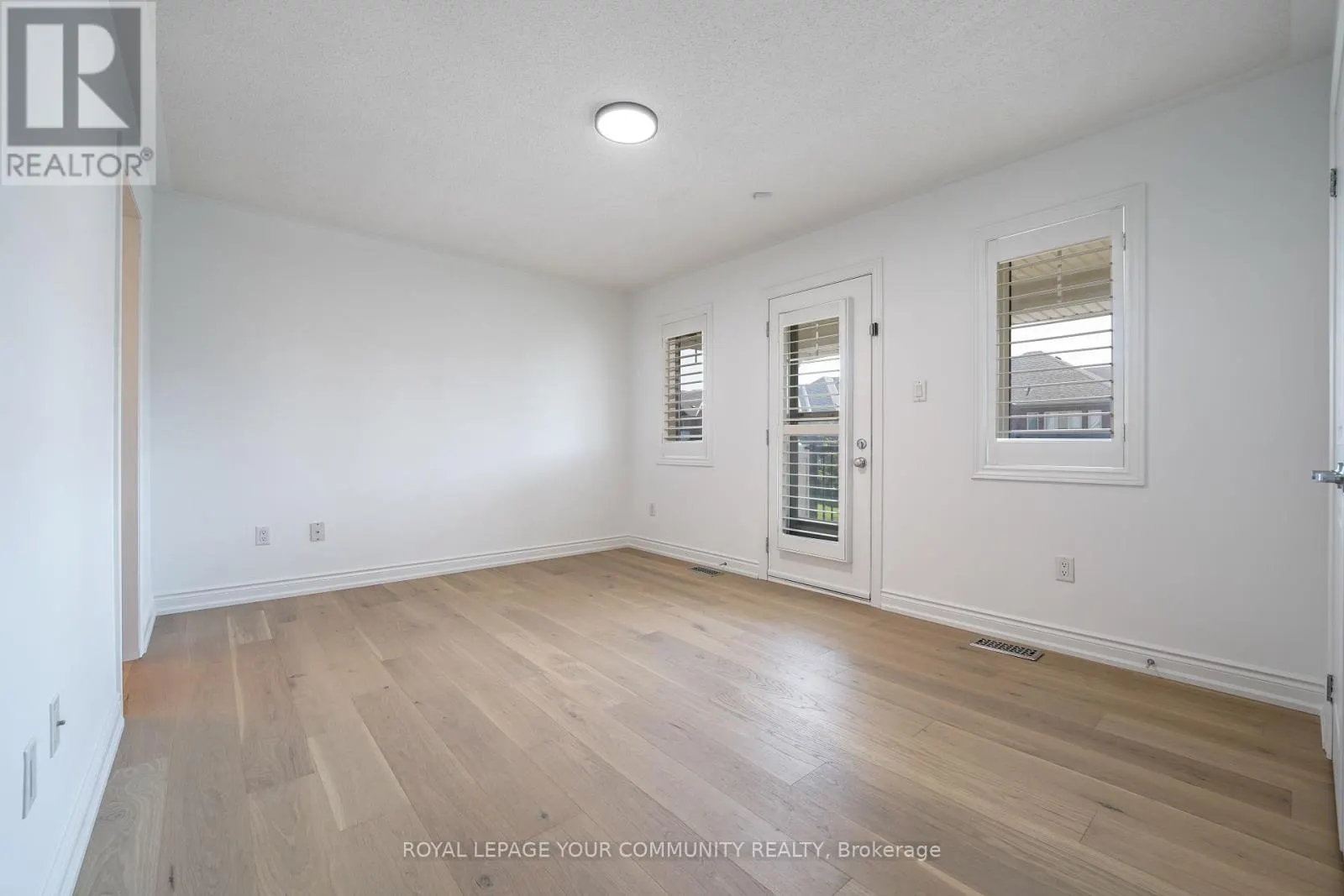 4 DAIRY AVENUE