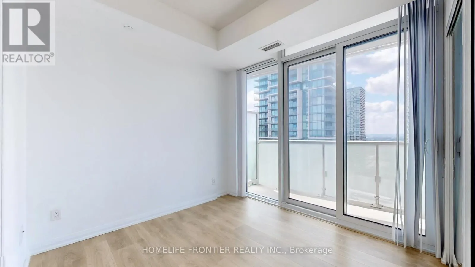 3313 - 7895 JANE STREET
