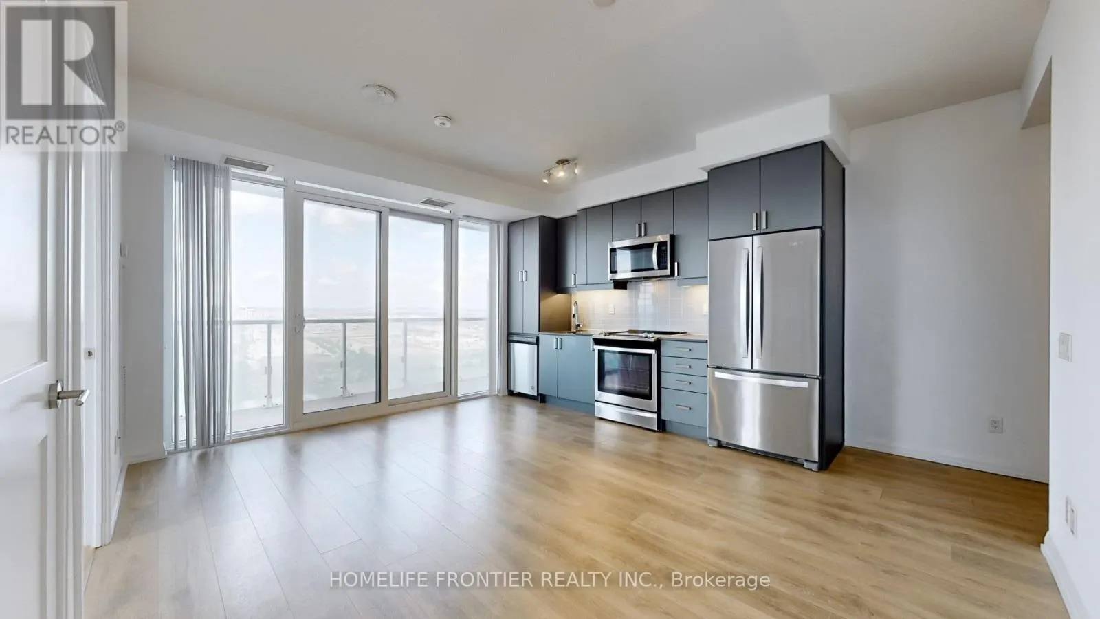 3313 - 7895 JANE STREET