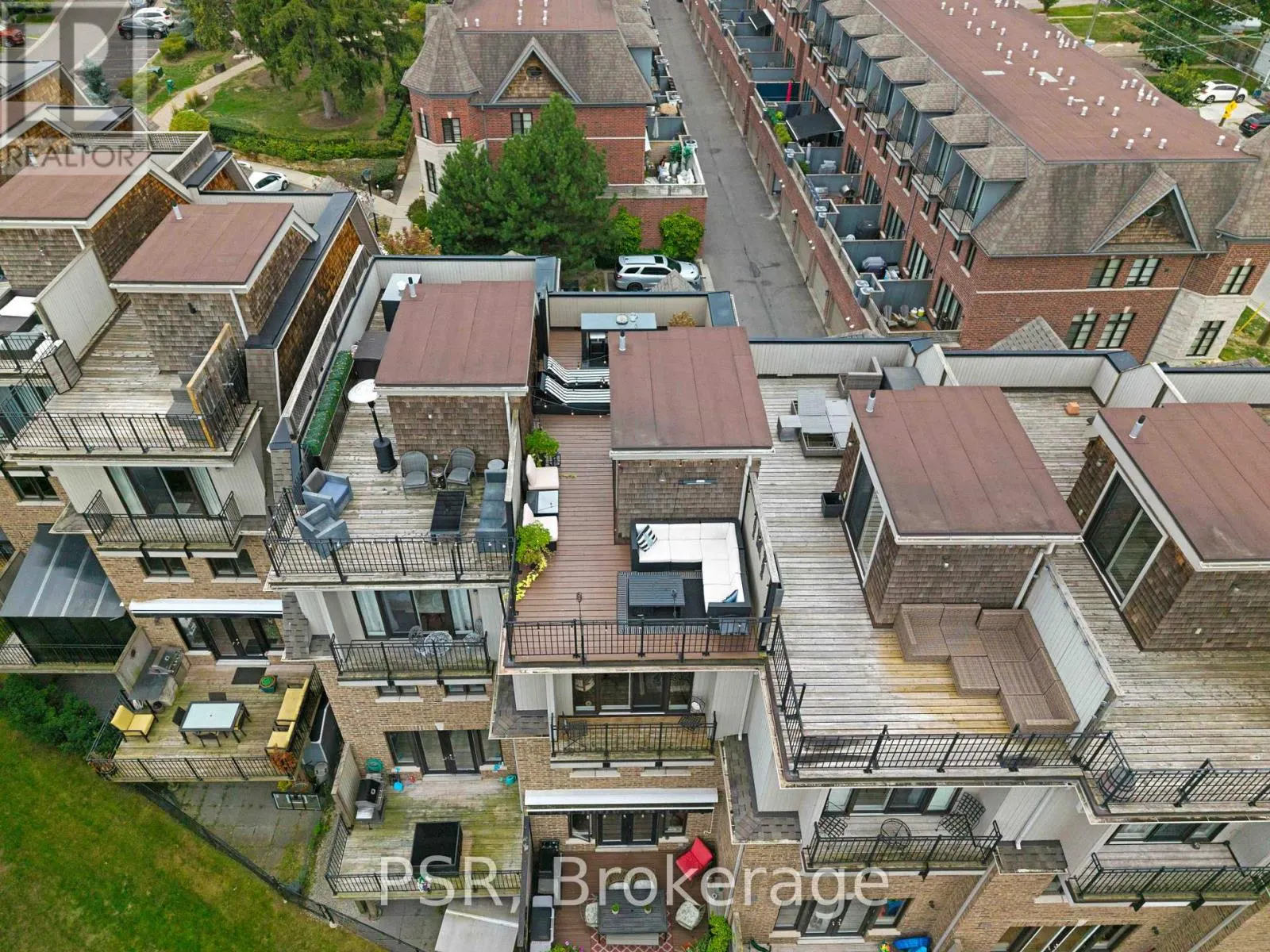 50 - 117 POWSELAND CRESCENT