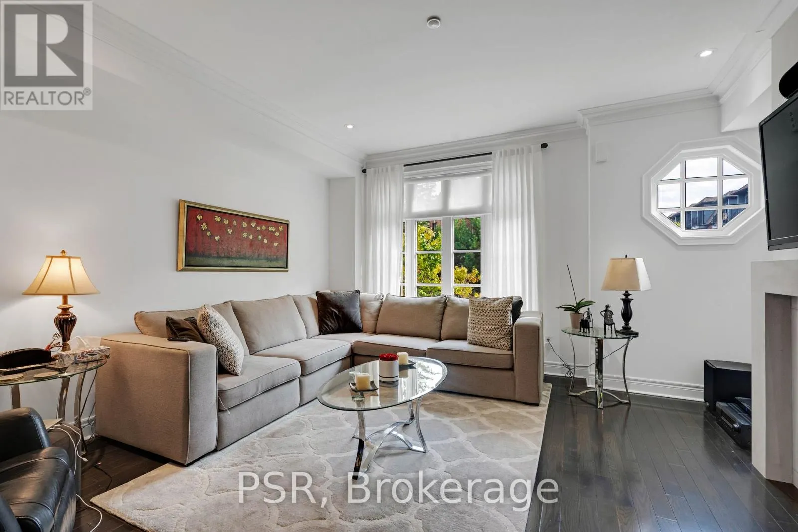 50 - 117 POWSELAND CRESCENT