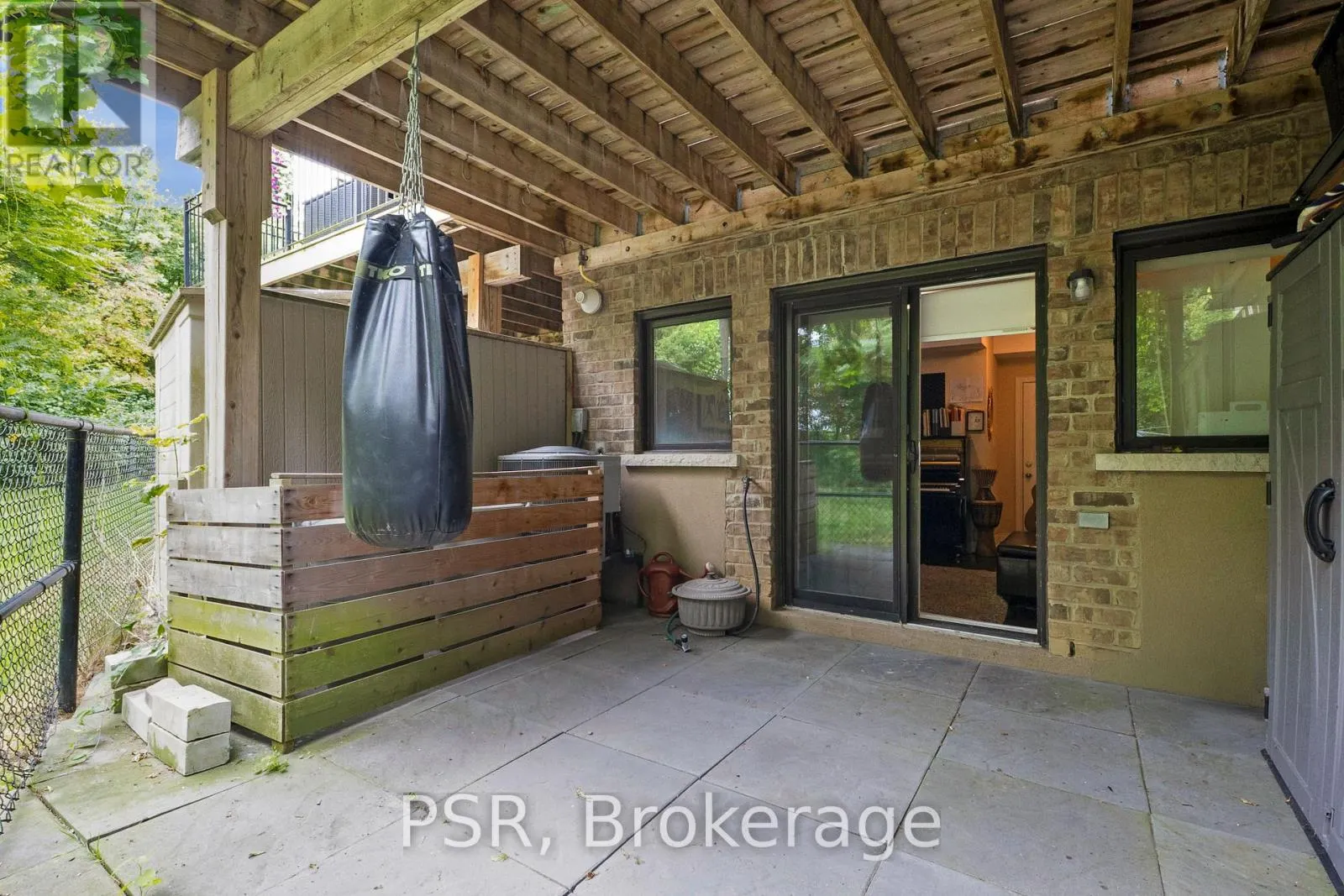 50 - 117 POWSELAND CRESCENT