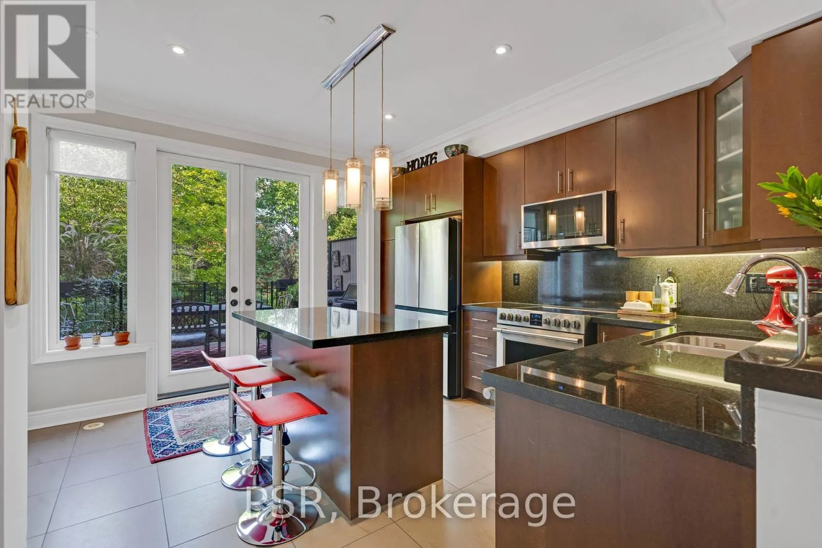 50 - 117 POWSELAND CRESCENT