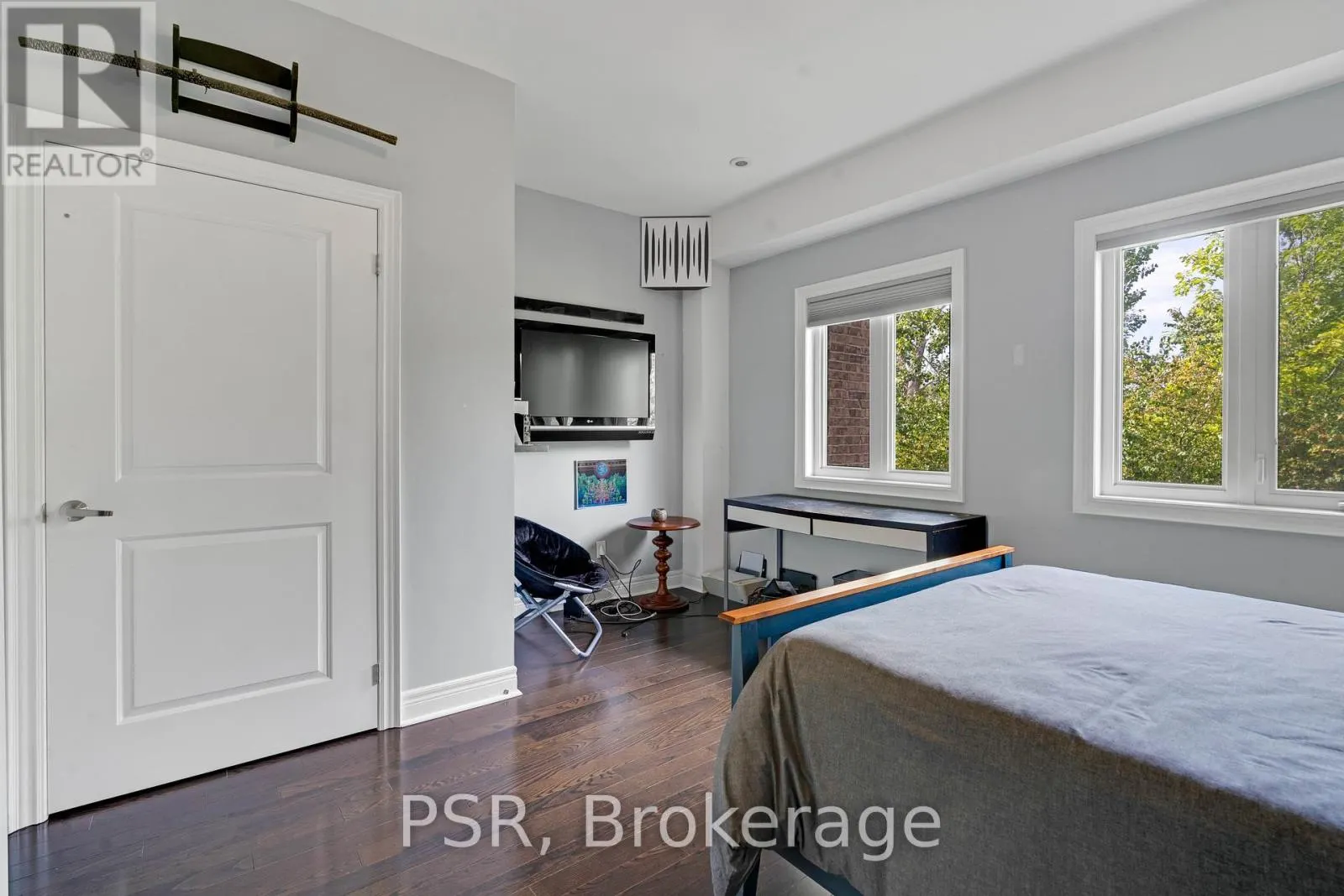 50 - 117 POWSELAND CRESCENT