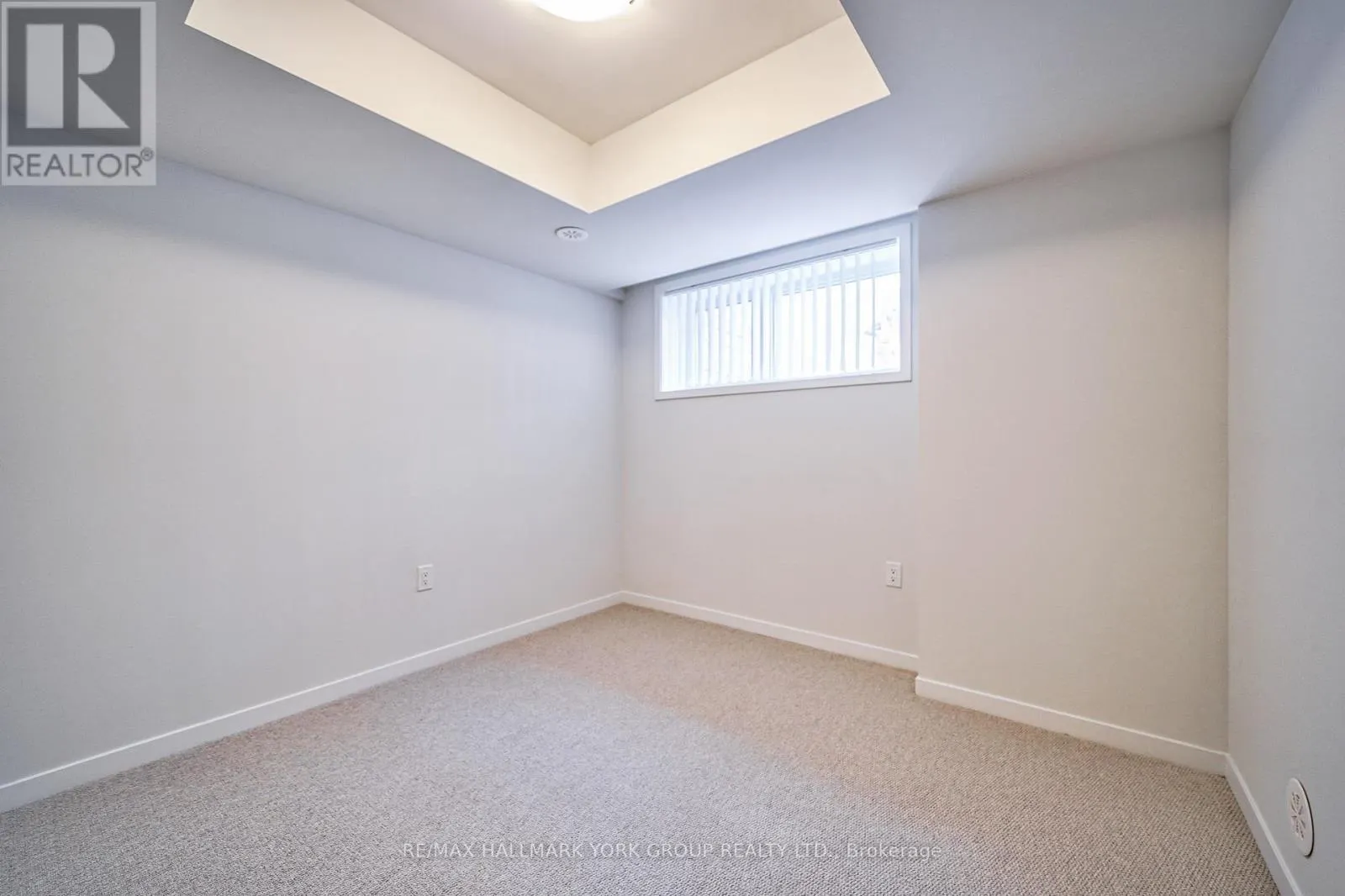 180 - 151 HONEYCRISP CRESCENT