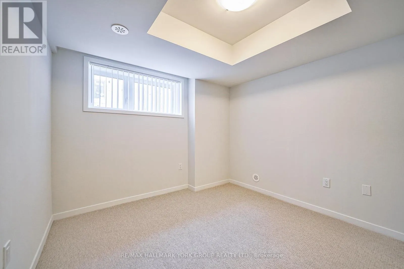 180 - 151 HONEYCRISP CRESCENT