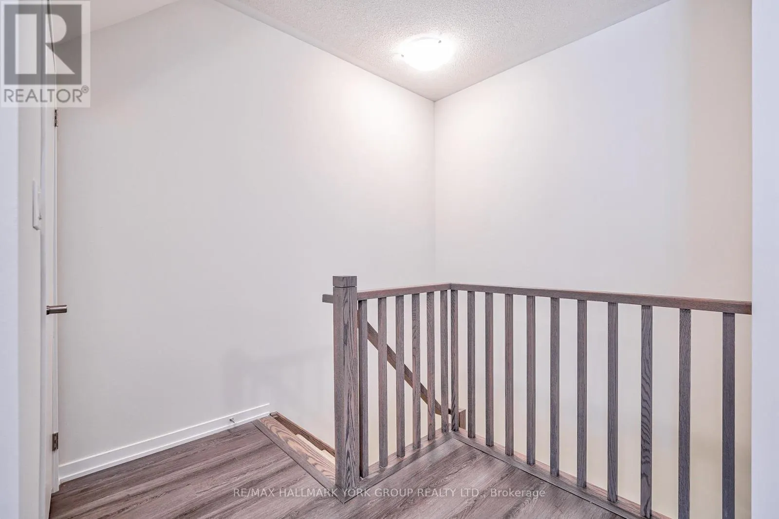180 - 151 HONEYCRISP CRESCENT