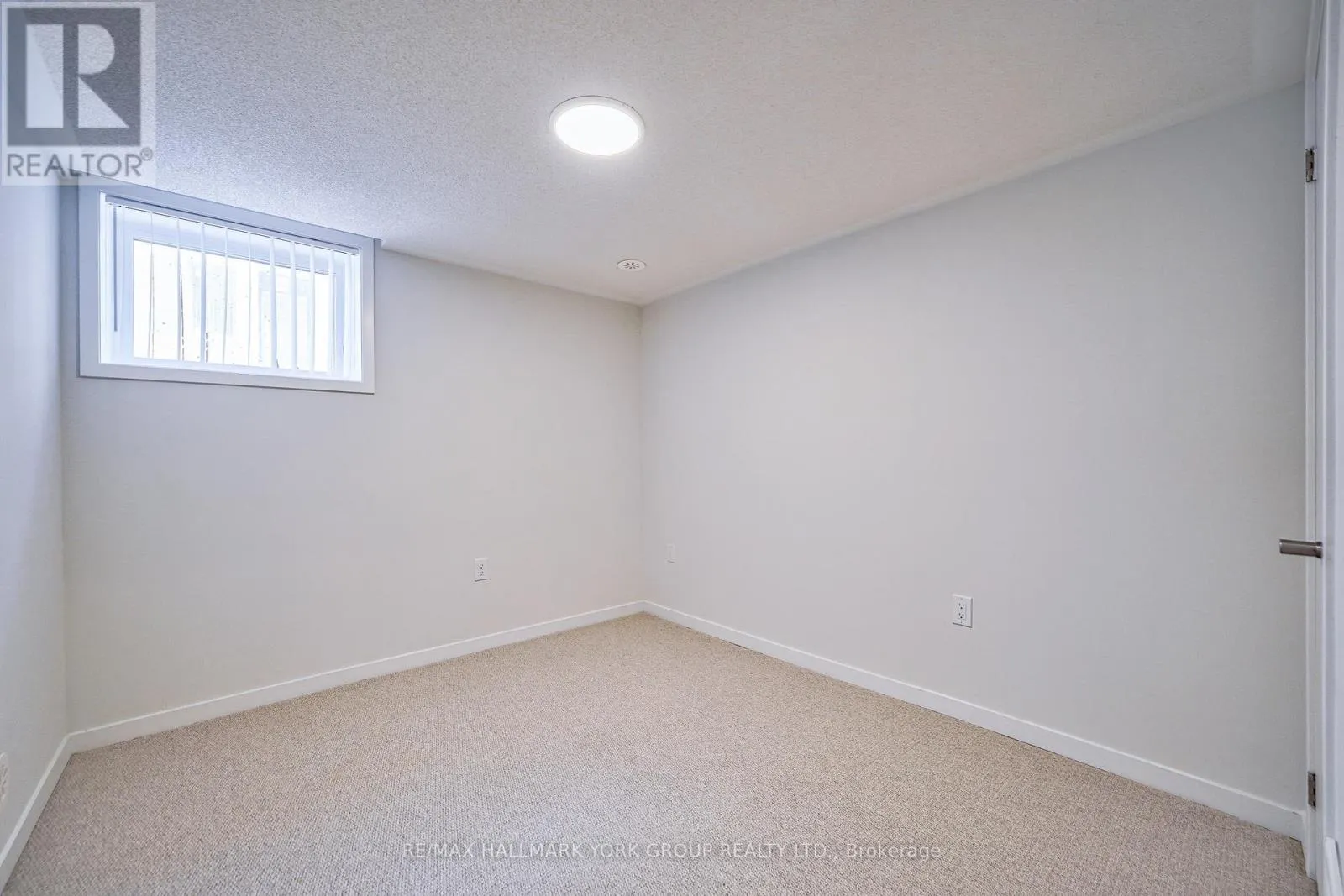 180 - 151 HONEYCRISP CRESCENT