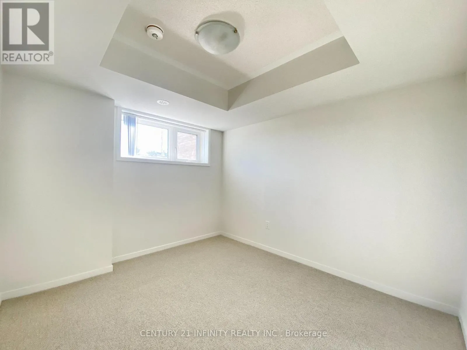 337 - 100 HONEYCRISP CRESCENT, #337