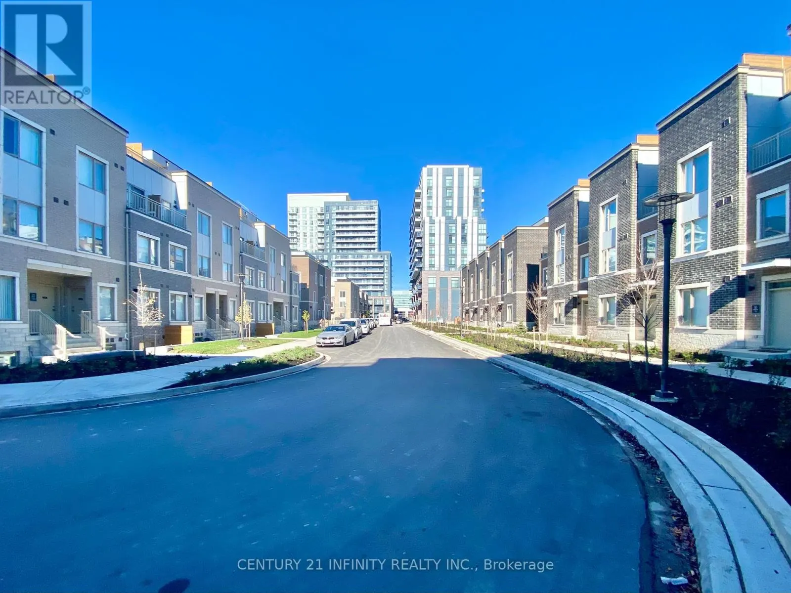 337 - 100 HONEYCRISP CRESCENT, #337