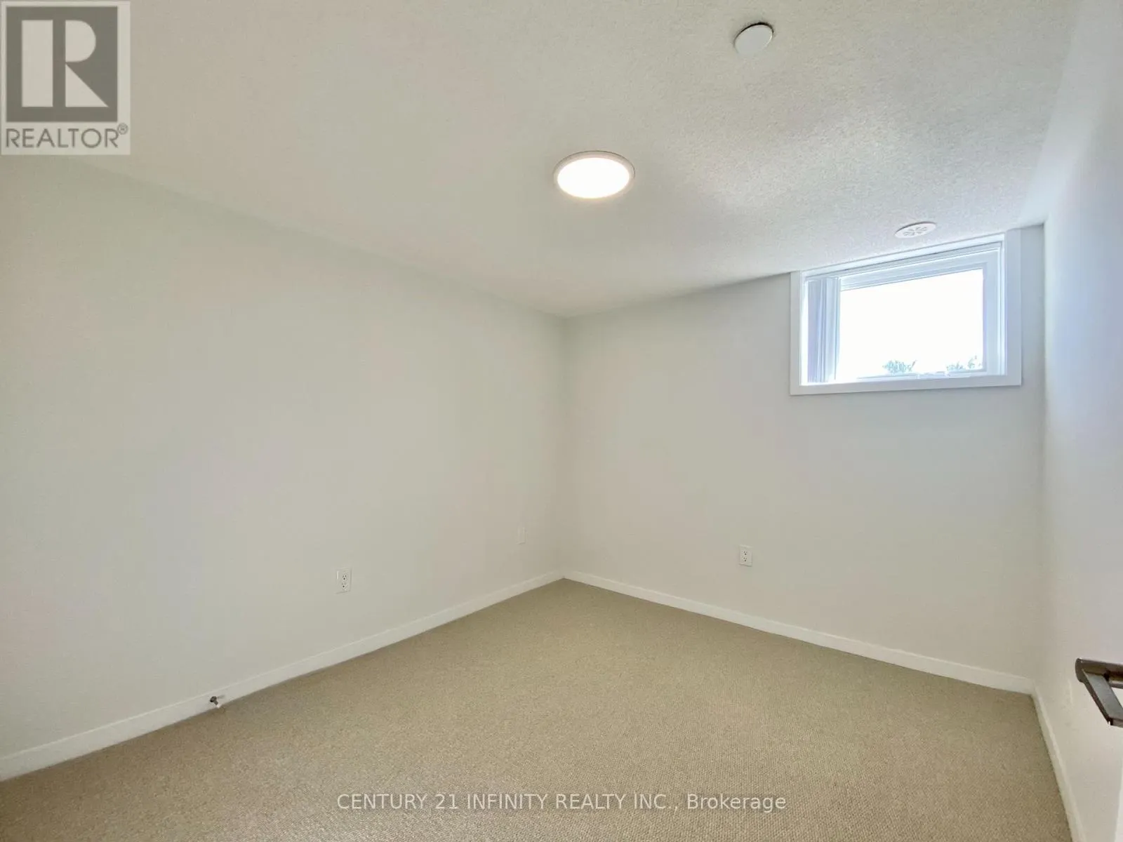 337 - 100 HONEYCRISP CRESCENT, #337