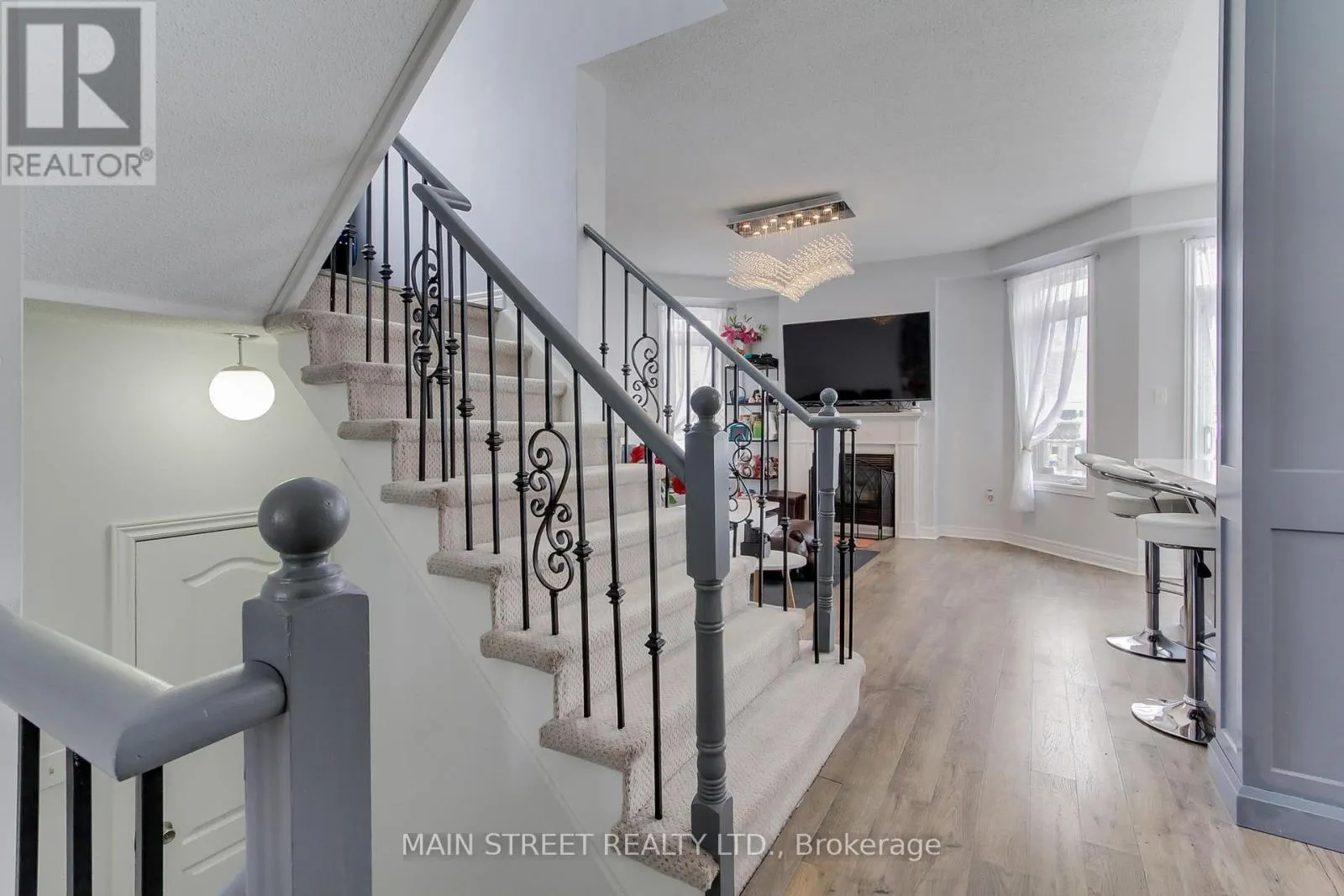 164 GLASGOW CRESCENT