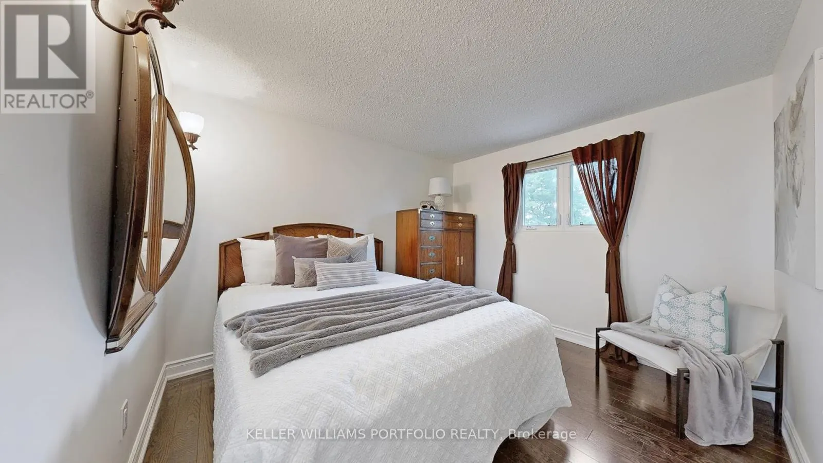 10 VALLEYVIEW ROAD