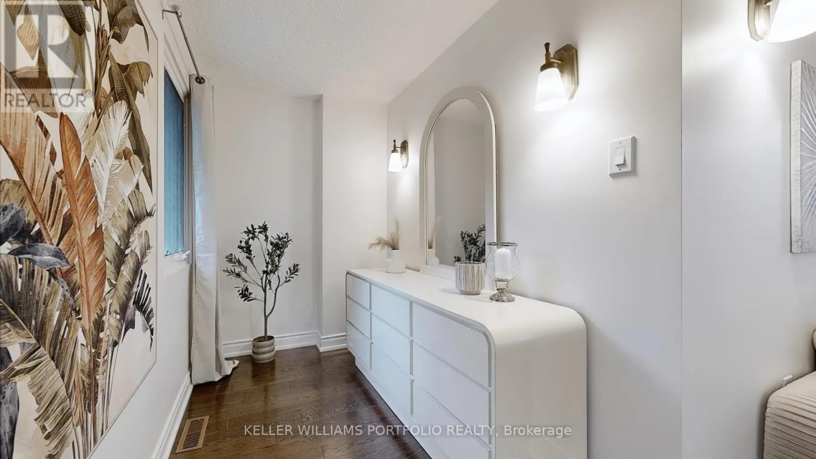 10 VALLEYVIEW ROAD