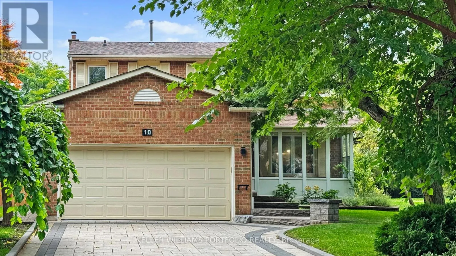10 VALLEYVIEW ROAD
