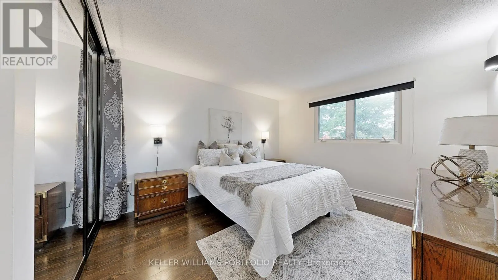 10 VALLEYVIEW ROAD